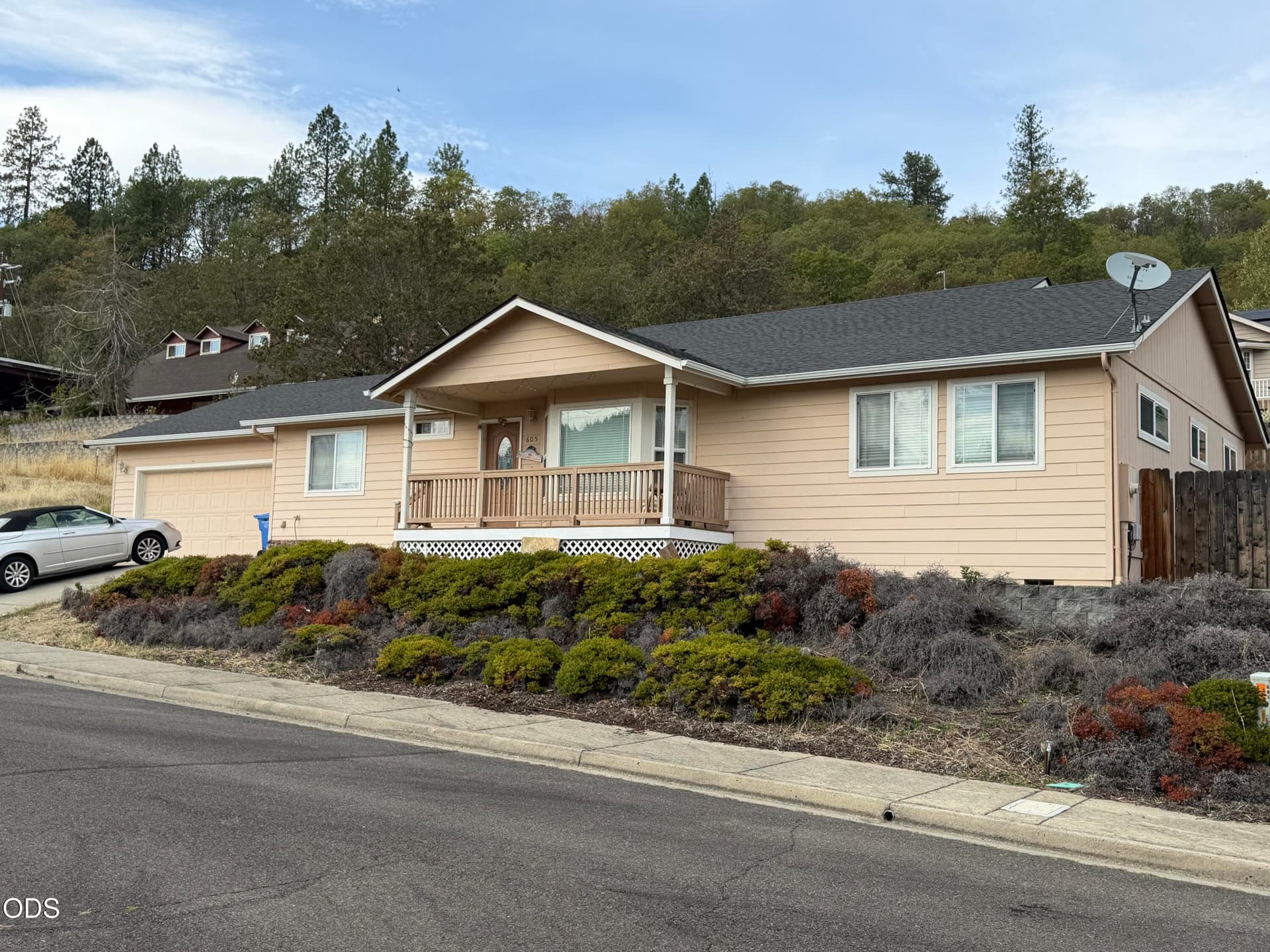 605 LIA WAY. Photo 1 of 3, 605 Lia Way, Rogue River, OR 97537
