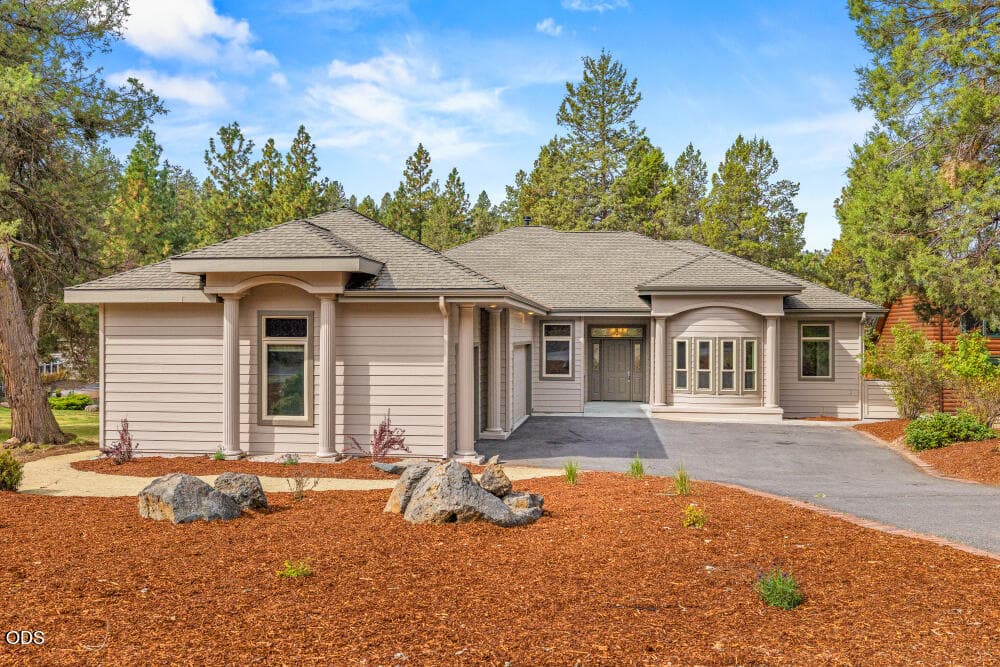 9522KestrelRd-45. Photo 1 of 66, 9522 Kestrel Road, Klamath Falls, OR 97601