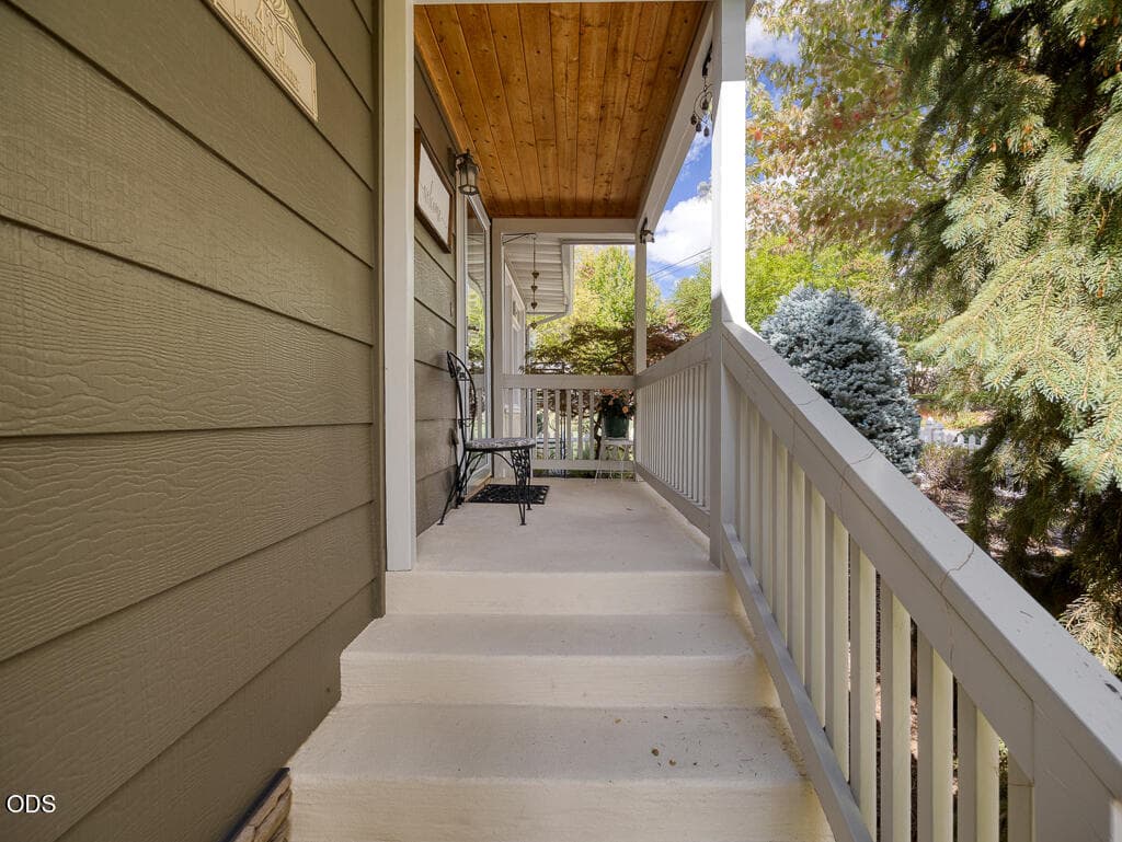 430 Laguna-10. Photo 2 of 37, 430 N Laguna Street, Klamath Falls, OR 97601