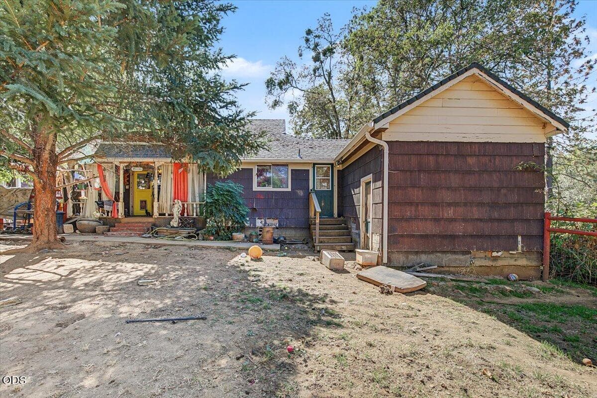 08-8. Photo 2 of 44, 2494 Hamilton Lane, Grants Pass, OR 97527