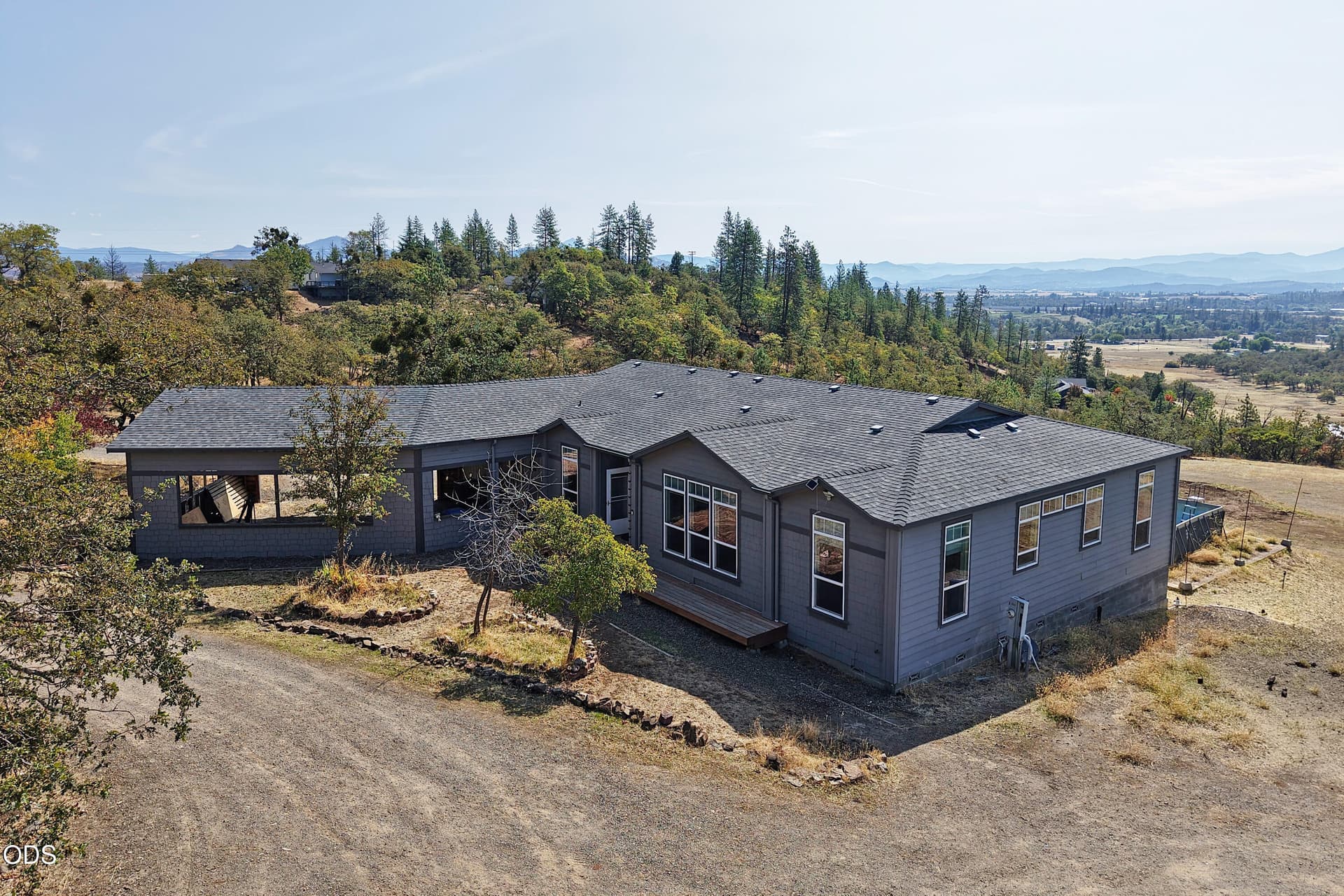 House. Photo 1 of 69, 1234 Wedgewood Drive, Eagle Point, OR 97524