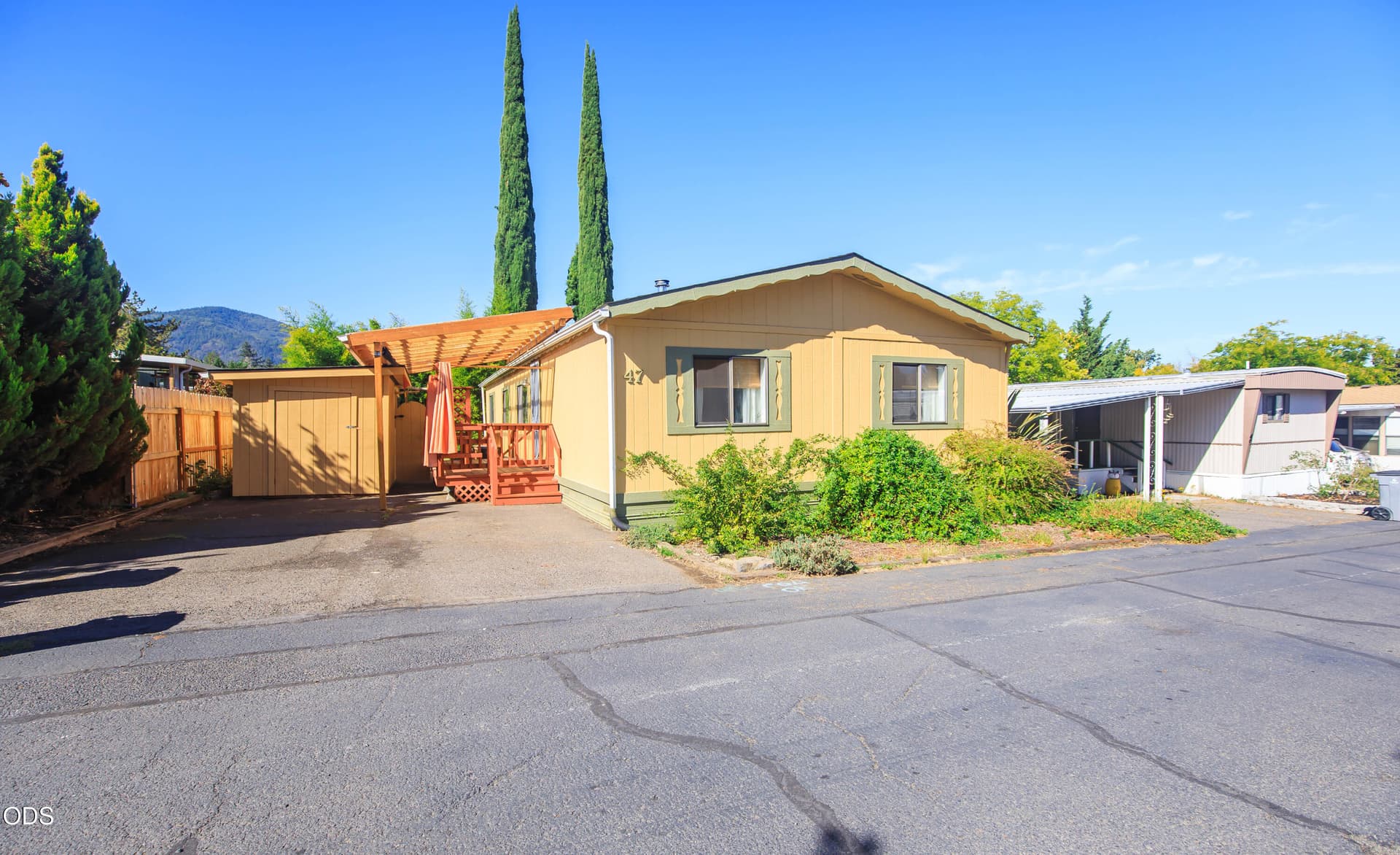 321 Clay #47. Photo 1 of 39, 321 Clay Street Unit SPC 47, Ashland, OR 97520
