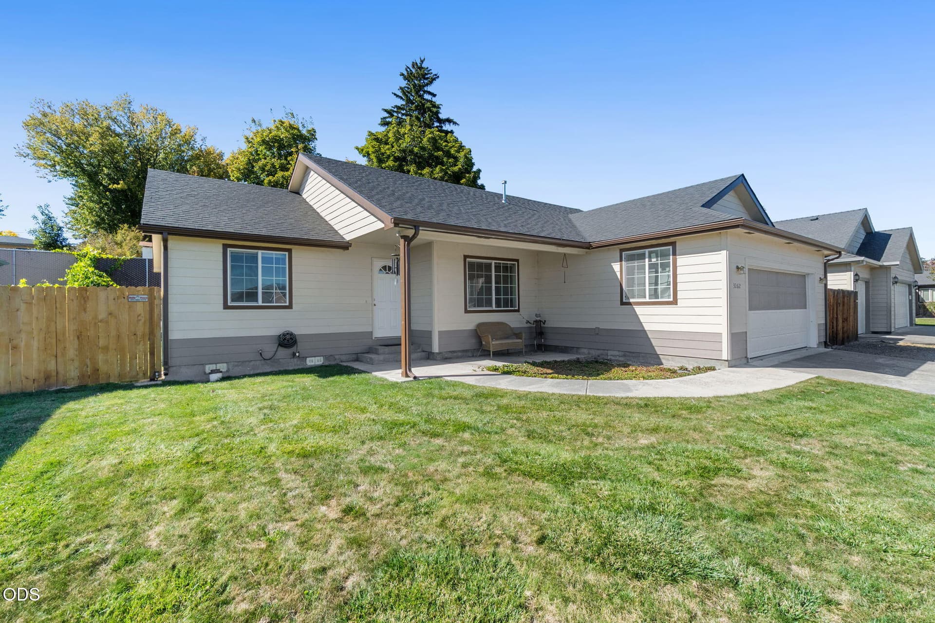 6-web-or-mls-DSC01815. Photo 5 of 55, 3262 Hammer Street, Klamath Falls, OR 97603
