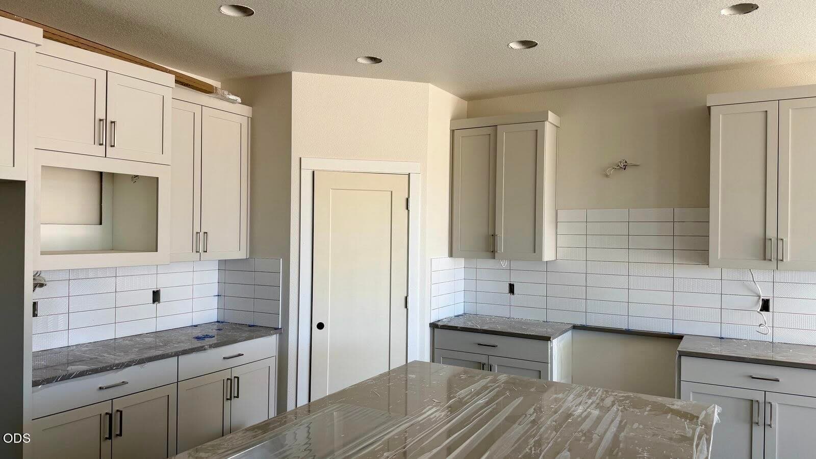 Updated photo. Photo 5 of 16, 2051 SW 42nd Street Unit Lot 7, Redmond, OR 97756