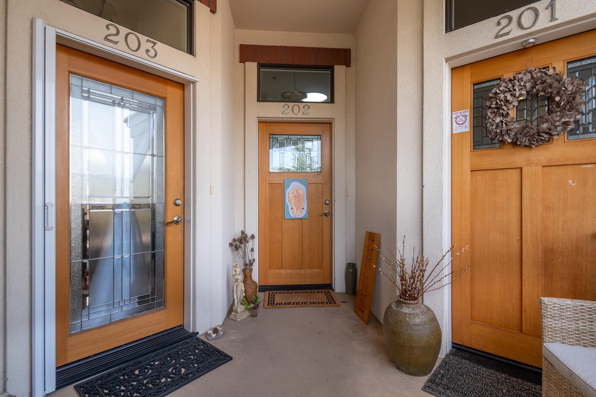 01-3. Photo 3 of 34, 479 Russell Street Unit 202, Ashland, OR 97520