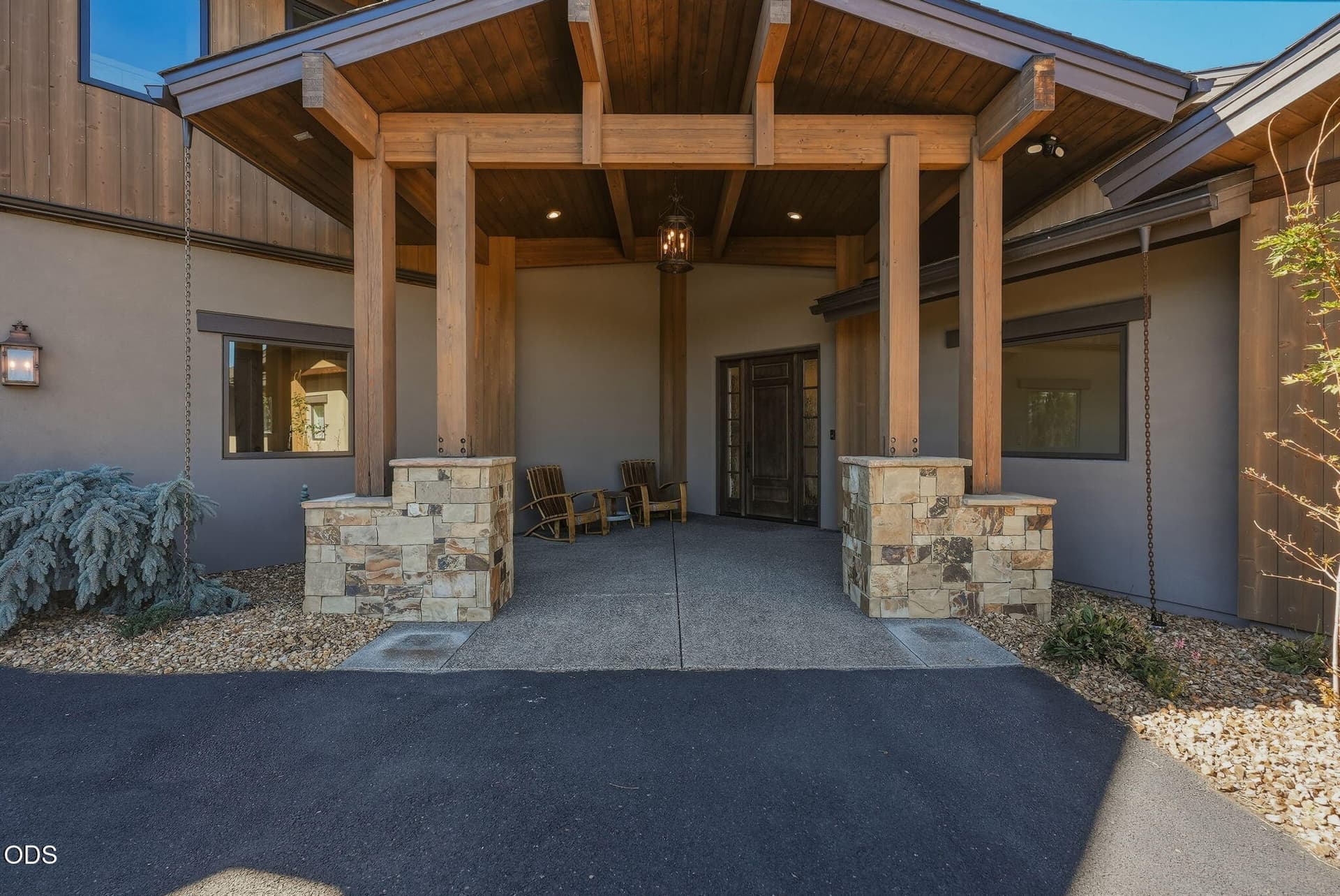 2 - 15-web-or-mls-Riley-Visuals-15. Photo 2 of 50, 4655 SW Loma Linda Drive, Redmond, OR 97756