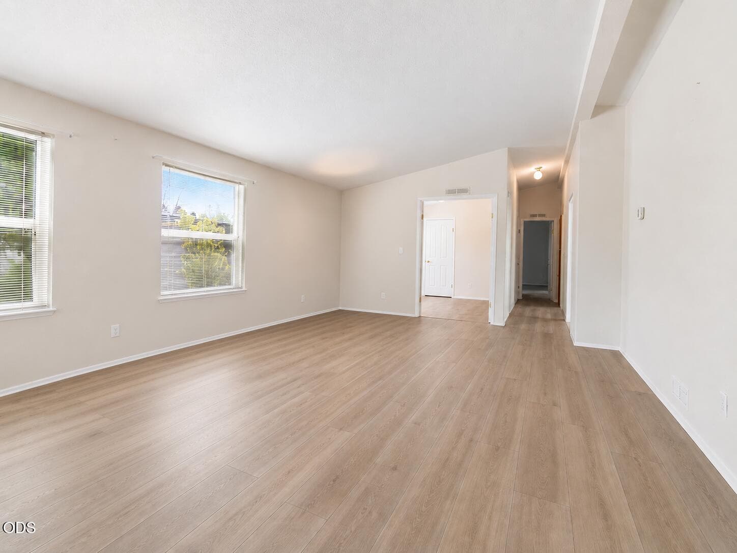 V Living. Photo 4 of 64, 20781 Livengood Way, Bend, OR 97701