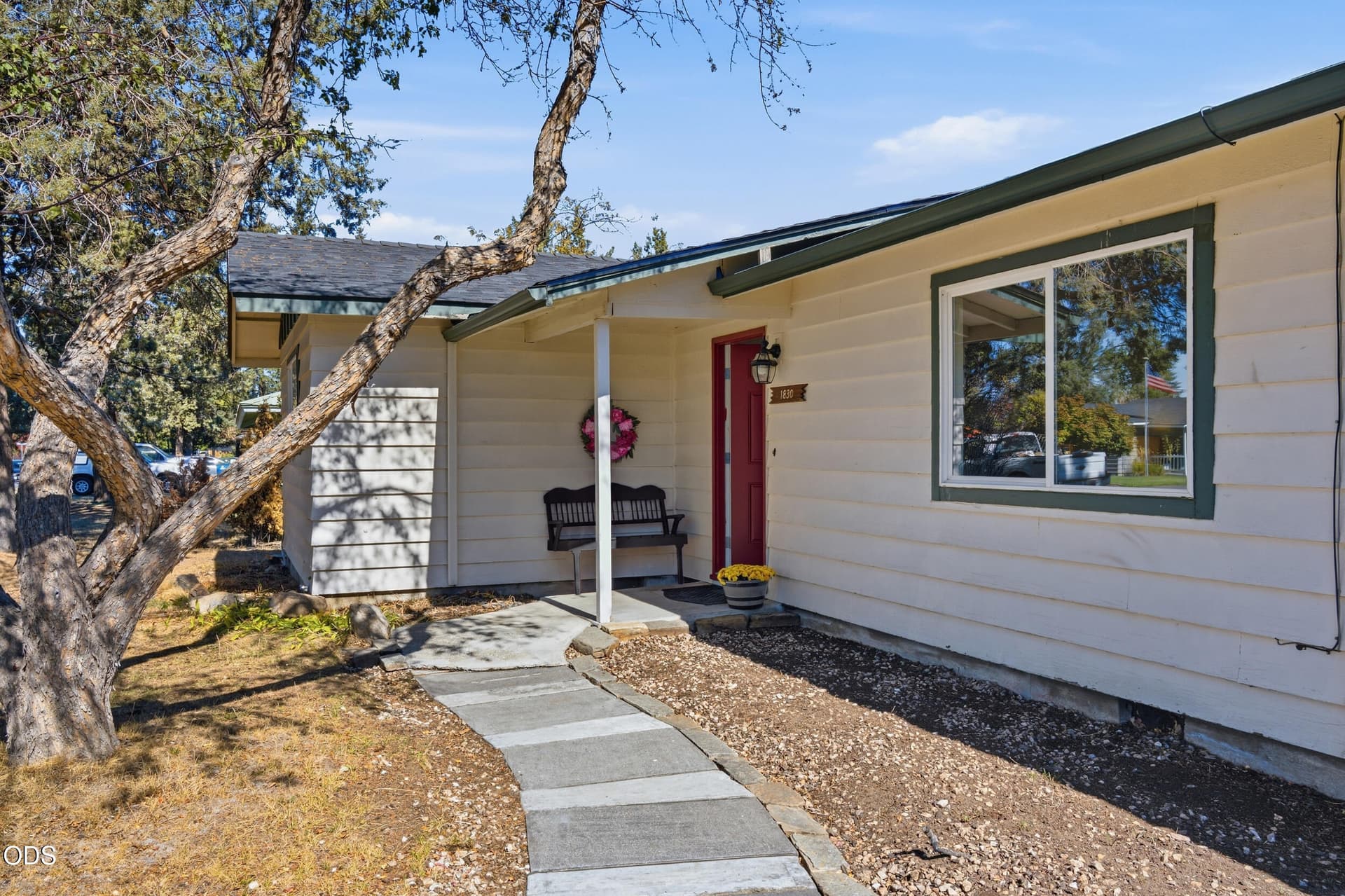 3_1830 sw 16h st (2 of 28). Photo 2 of 30, 1830 SW 16th Street, Redmond, OR 97756
