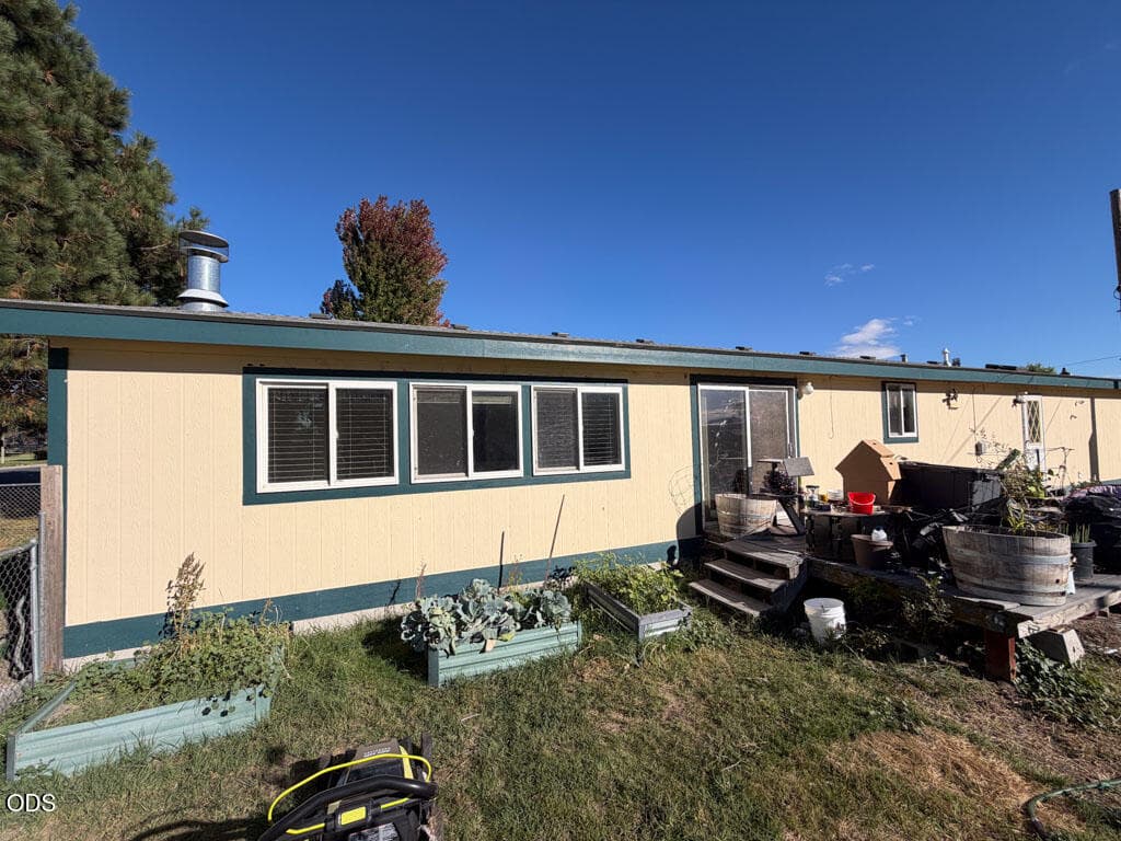 5. Photo 5 of 35, 2331 2nd Street, Malin, OR 97632