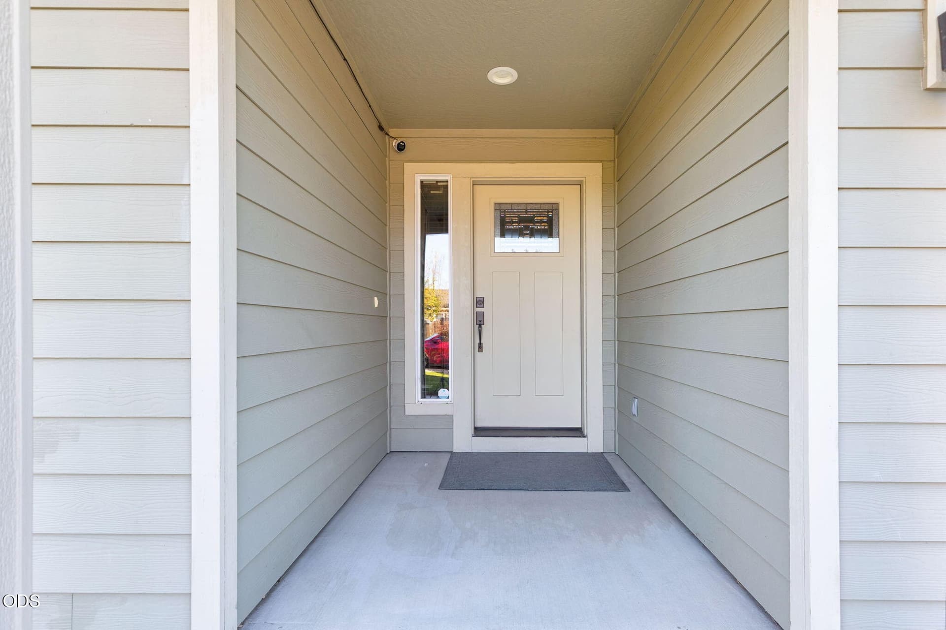 Front Door. Photo 4 of 34, 7594 27th Street, White City, OR 97503