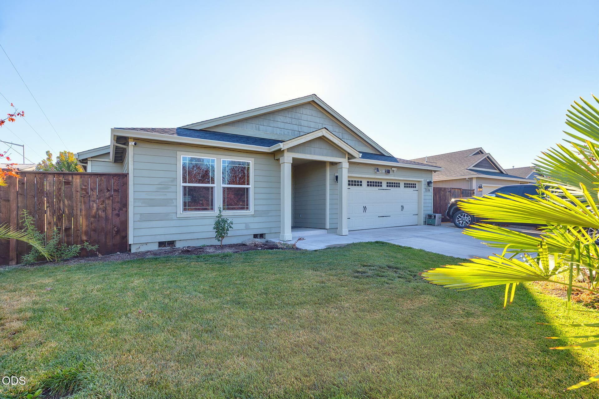 Front Yard. Photo 3 of 34, 7594 27th Street, White City, OR 97503