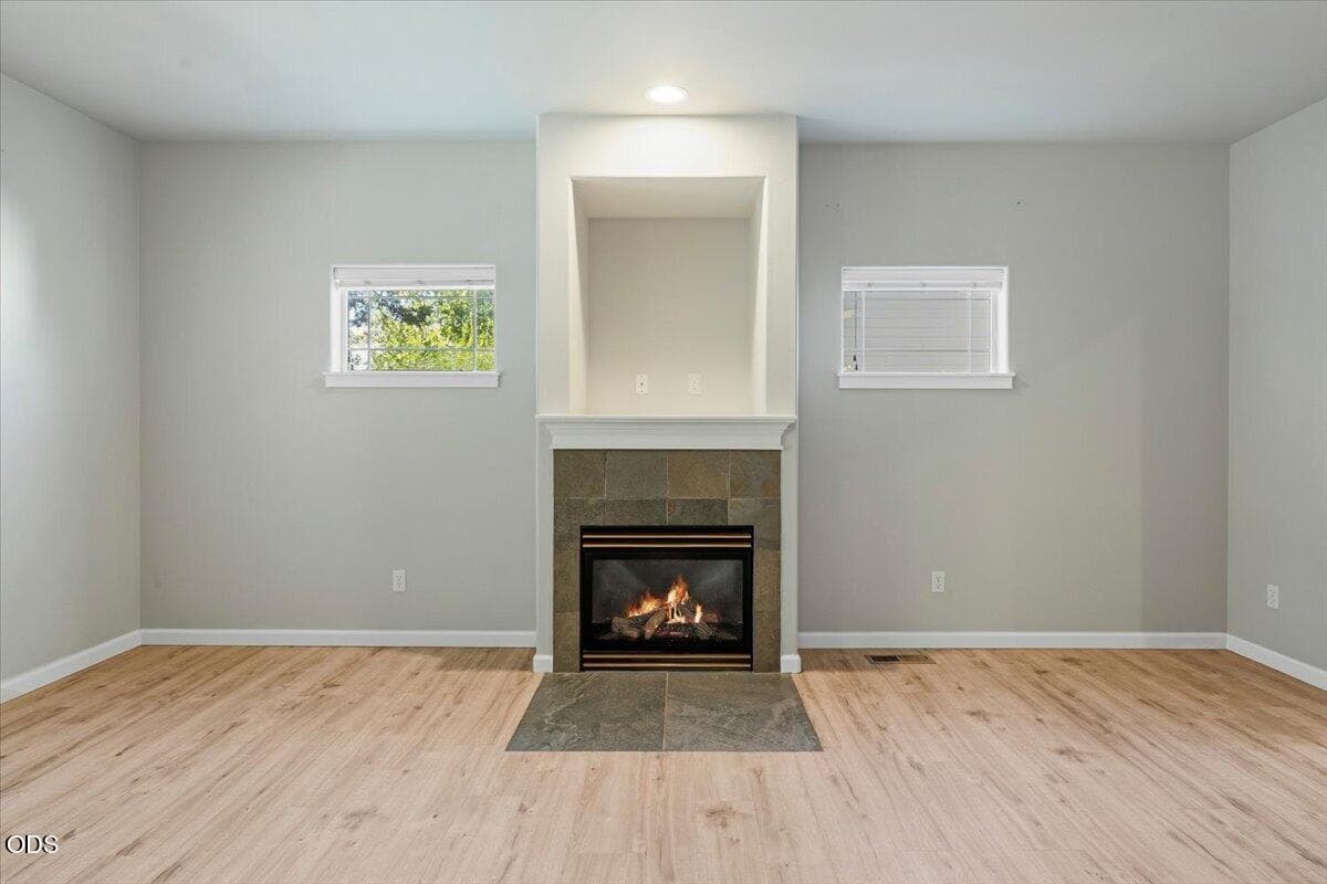 08-21328 Oakview Dr, Bend-8. Photo 4 of 43, 21328 Oakview Drive, Bend, OR 97701