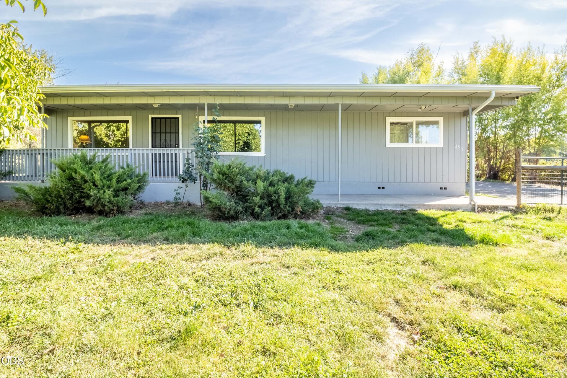 5. Photo 5 of 59, 3511 Redwood Avenue, Grants Pass, OR 97527