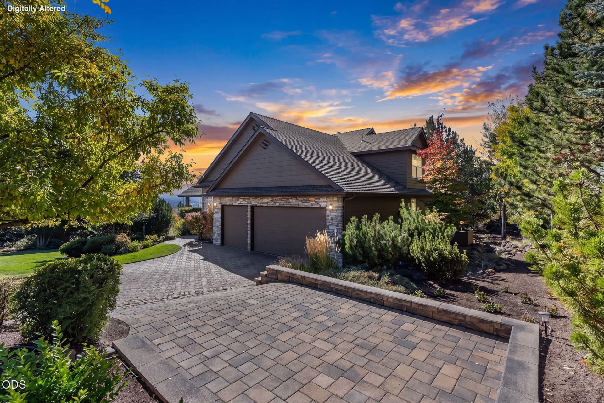 2026_09_28_1154_NW_Redfield_Cir_Bend_day. Photo 2 of 42, 1154 NW Redfield Circle, Bend, OR 97703