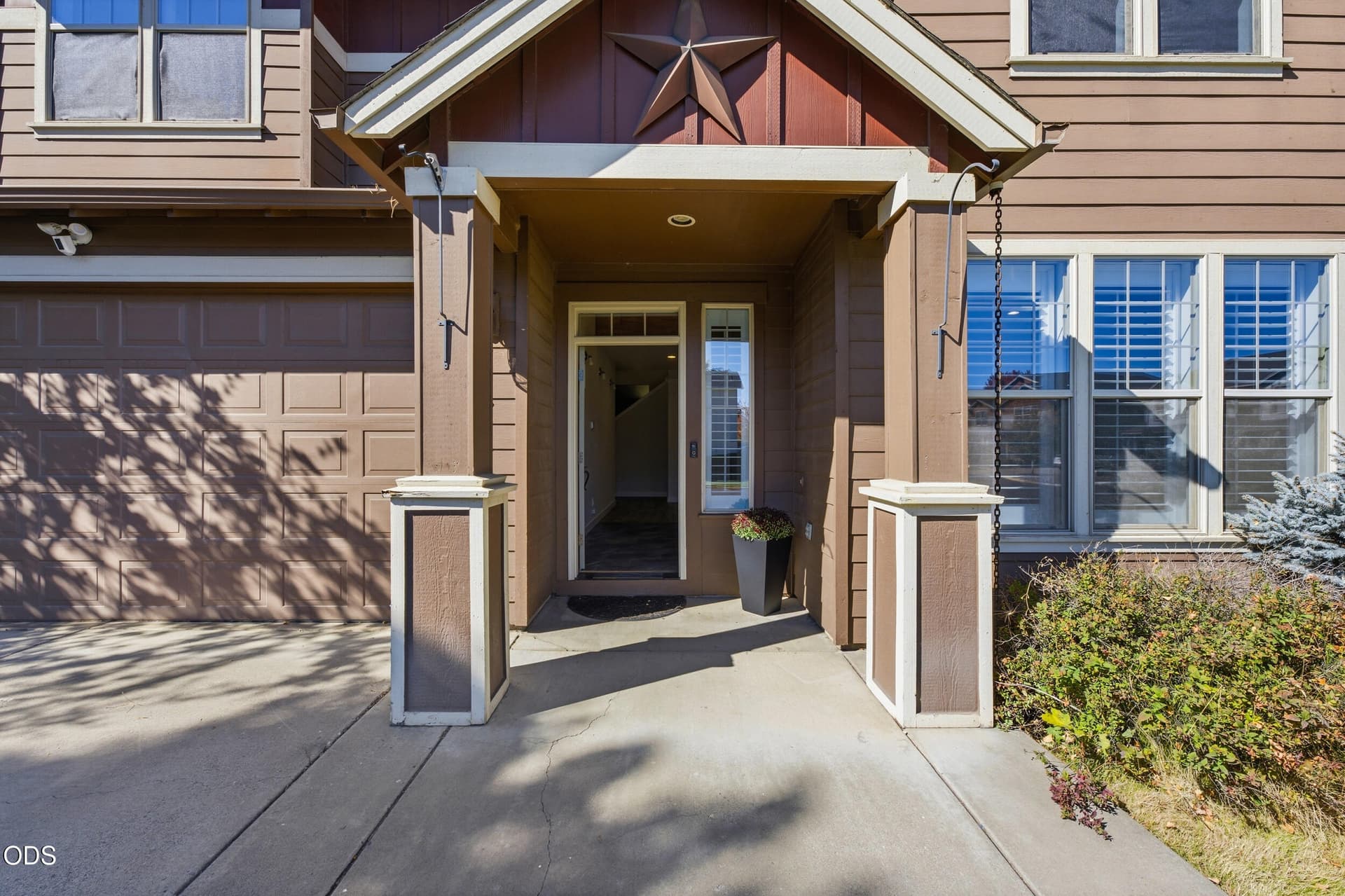 61729 daly estates dr (3 of 49). Photo 3 of 56, 61729 Daly Estates Drive, Bend, OR 97702