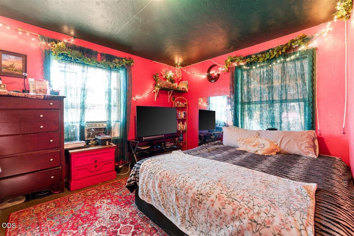 10-Bedroom 2. Photo 5 of 16, 241 Marion Lane, Grants Pass, OR 97527