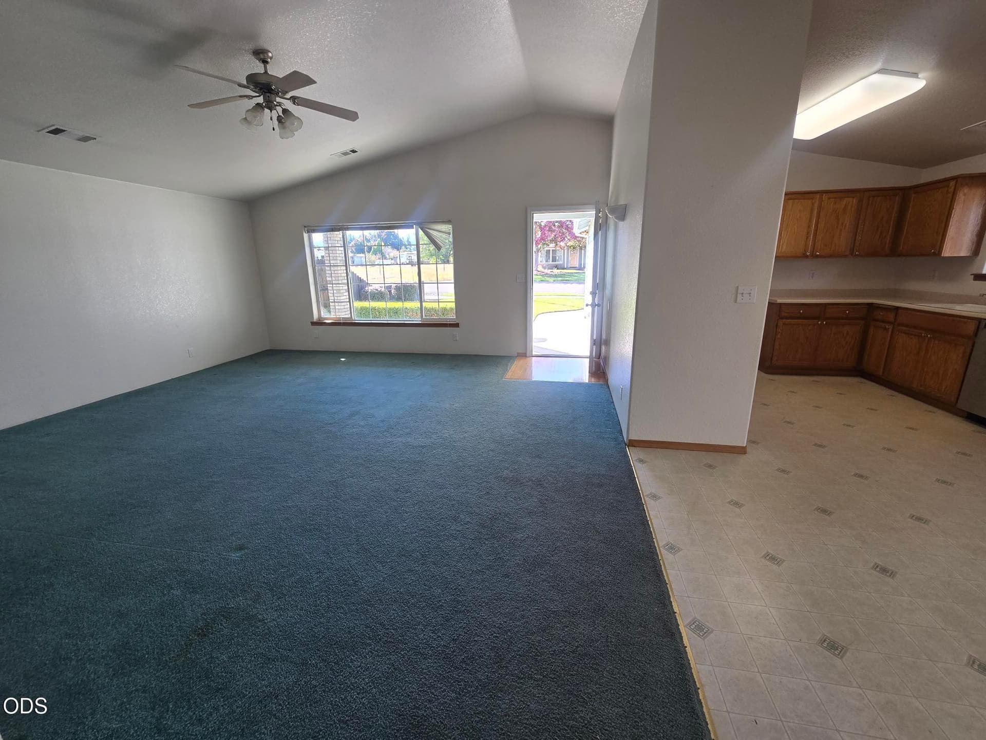 2. Photo 3 of 10, 1259 Applegate Lane, Medford, OR 97501