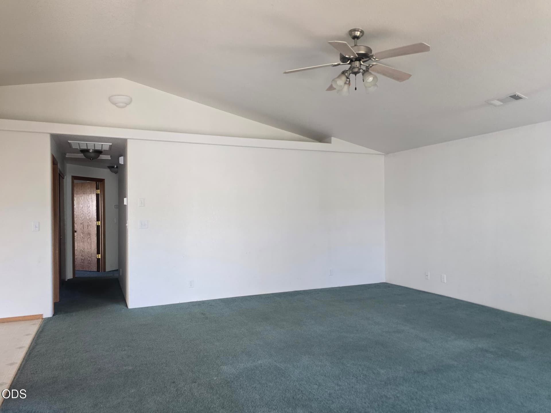 4. Photo 5 of 10, 1259 Applegate Lane, Medford, OR 97501