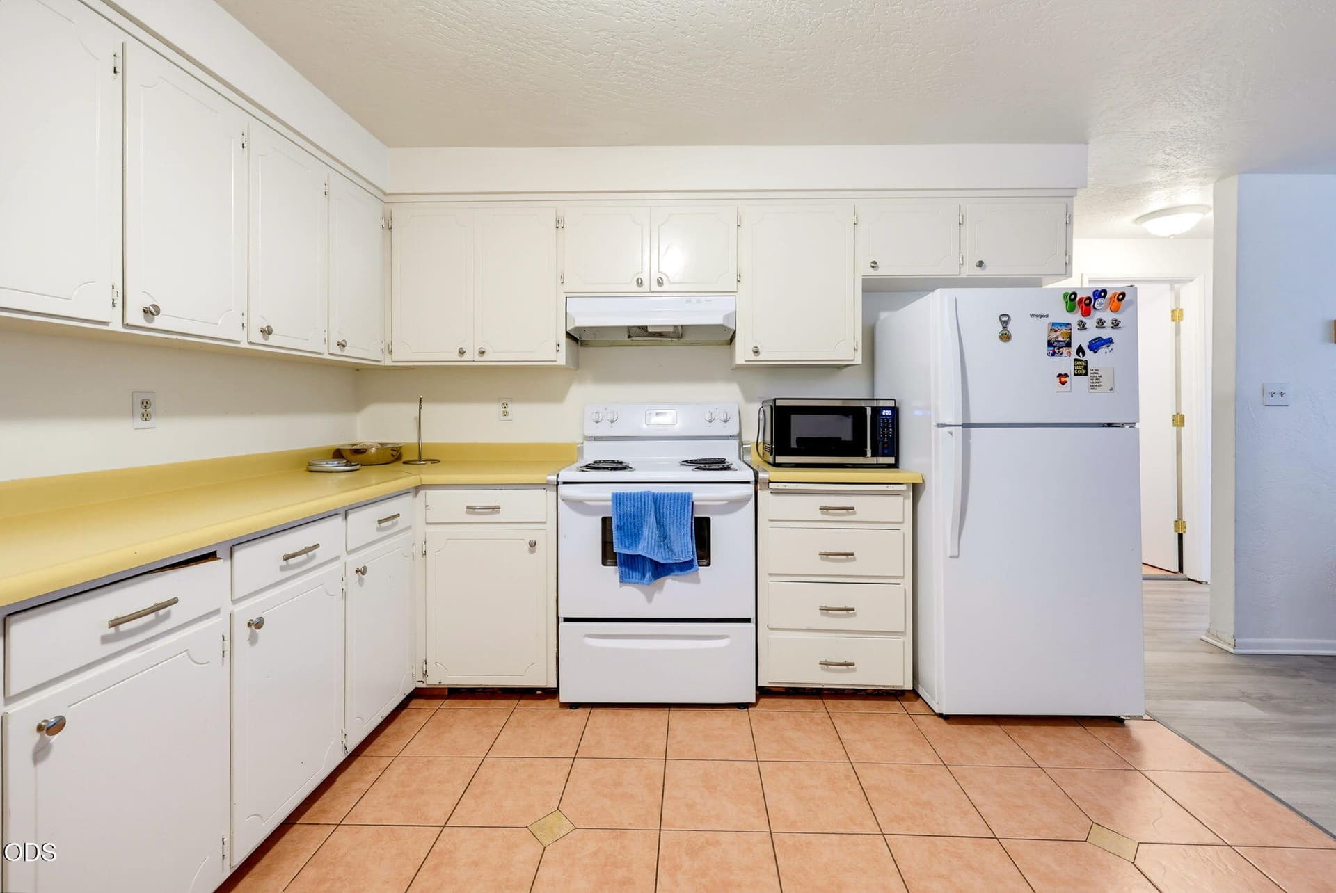 APX_0531. Photo 2 of 17, 268 W Hersey Street, Ashland, OR 97520