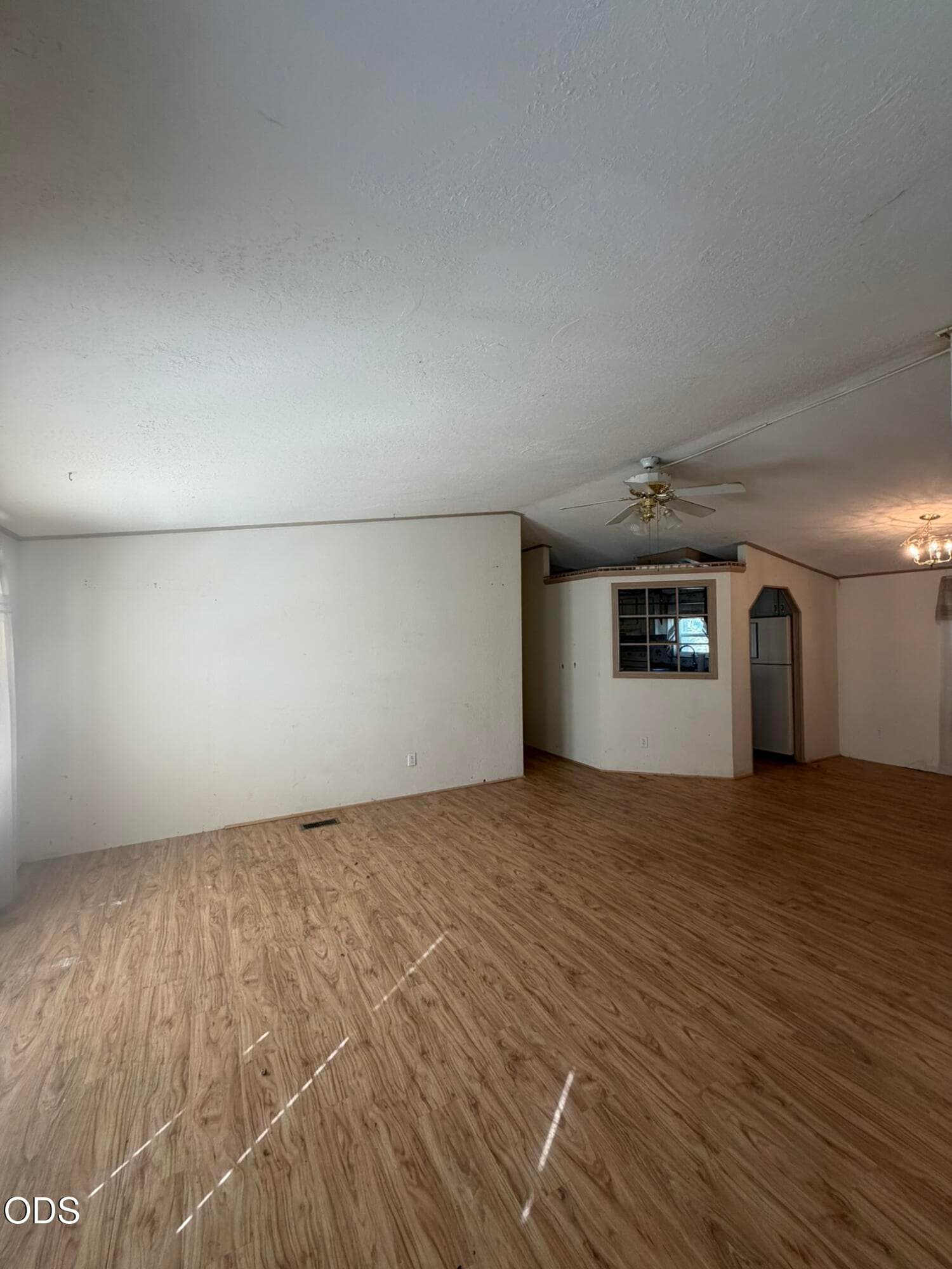 Living Room. Photo 3 of 18, 494 5th Street, Metolius, OR 97741