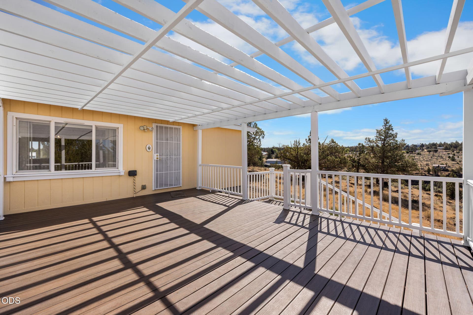 17-web-or-mls-_E0A4298. Photo 4 of 43, 12824 SW Eagle Vista Place, Terrebonne, OR 97760