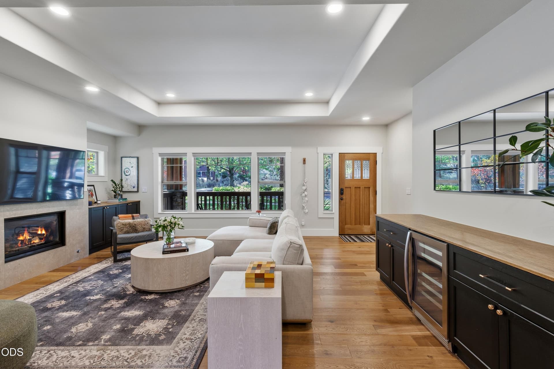 Living room Bar area. Photo 4 of 52, 2544 NW Sacagawea Lane, Bend, OR 97703