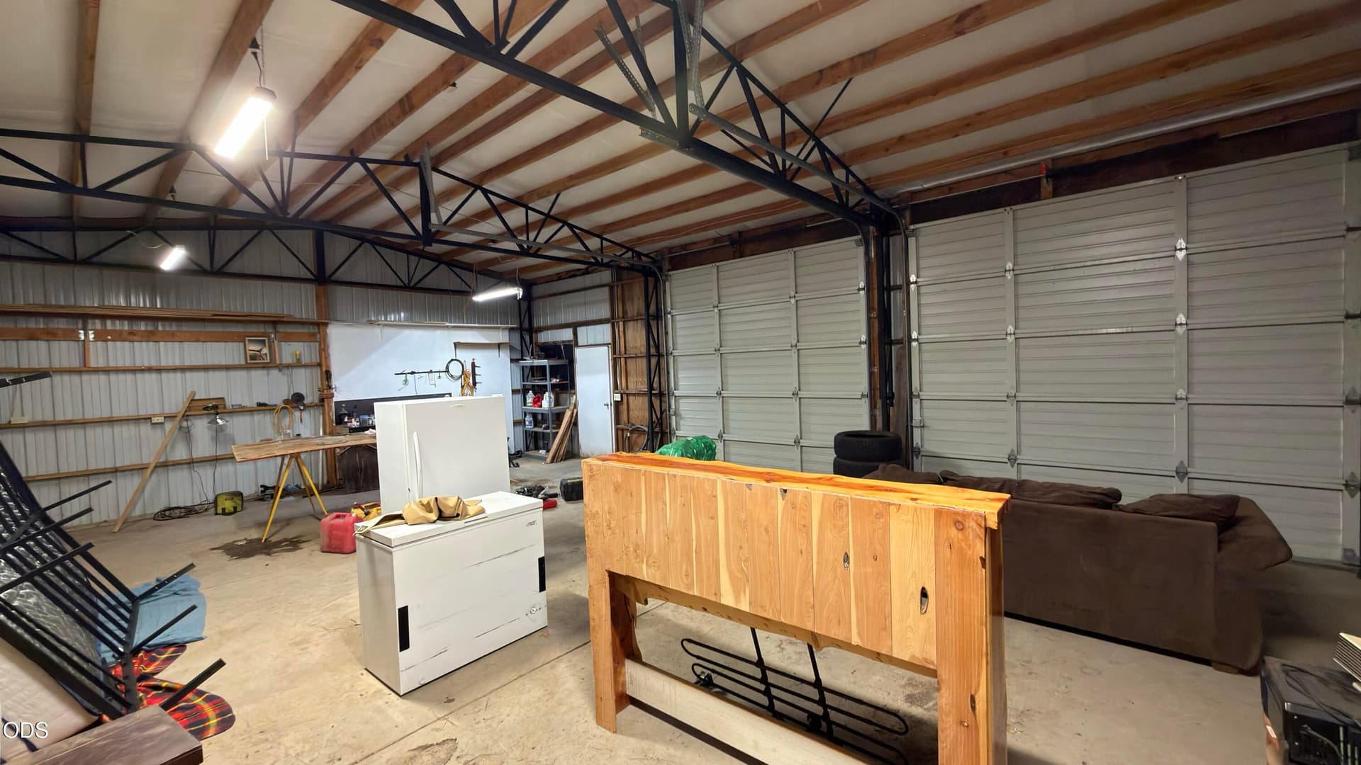 shopinside. Photo 5 of 24, 60198 Cinder Butte Road, Bend, OR 97702