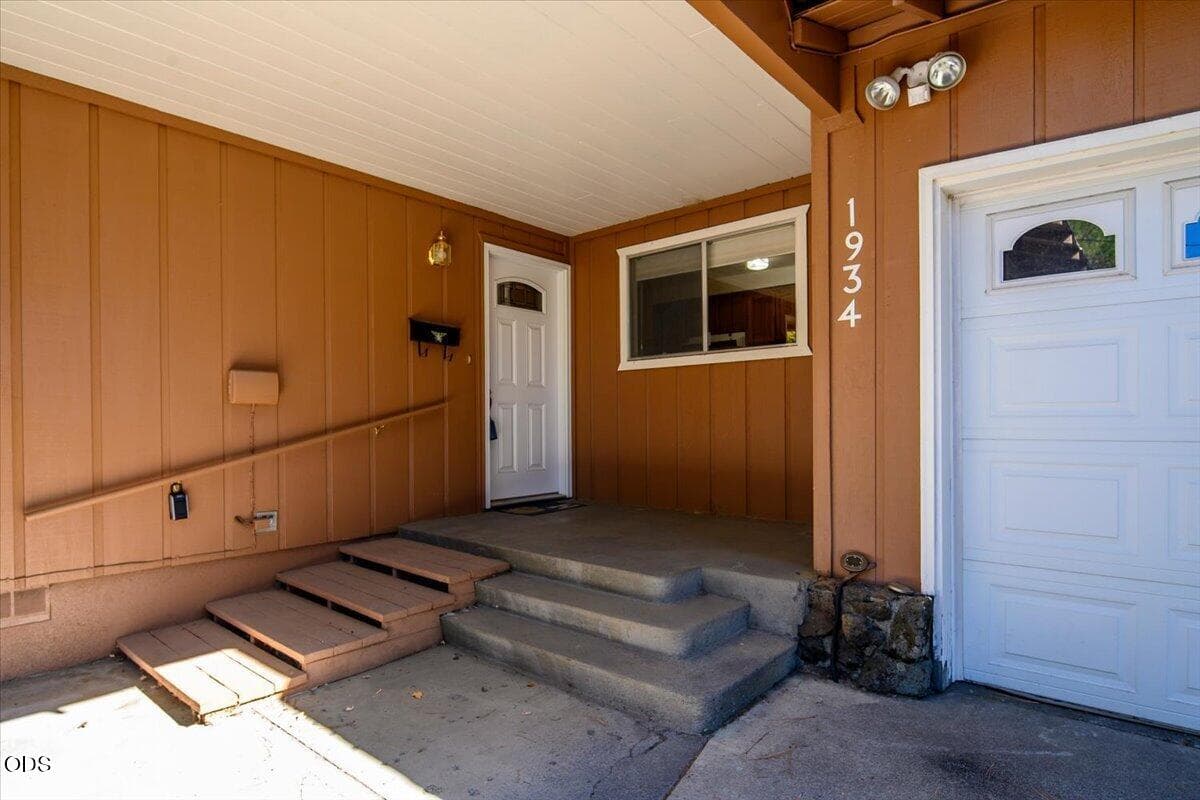 Entry. Photo 4 of 39, 1934 NW Eastes Street, Bend, OR 97703