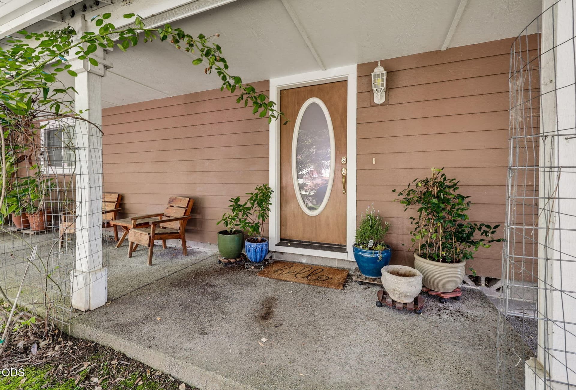 APX_1636. Photo 4 of 31, 247 SE Hill Top Drive, Grants Pass, OR 97527