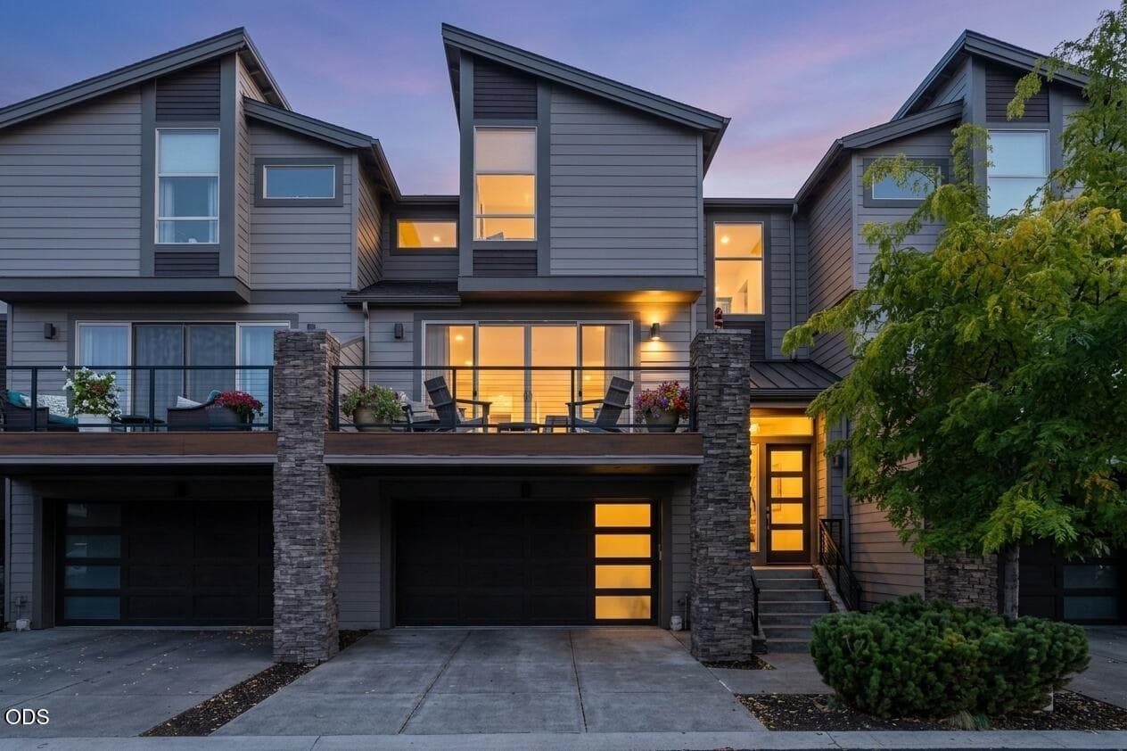 Striking modern aesthetic. Photo 1 of 52, 3051 NW Canyon Springs Place, Bend, OR 97703