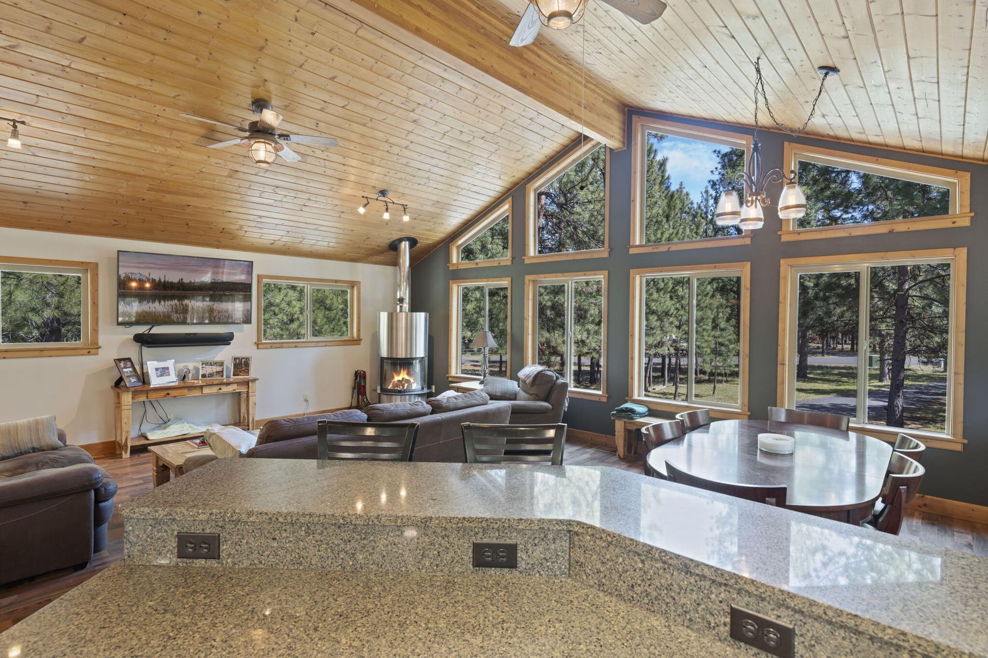 24-web-or-mls-DSC02278. Photo 2 of 57, 14590 Mountain View Loop, Sisters, OR 97759