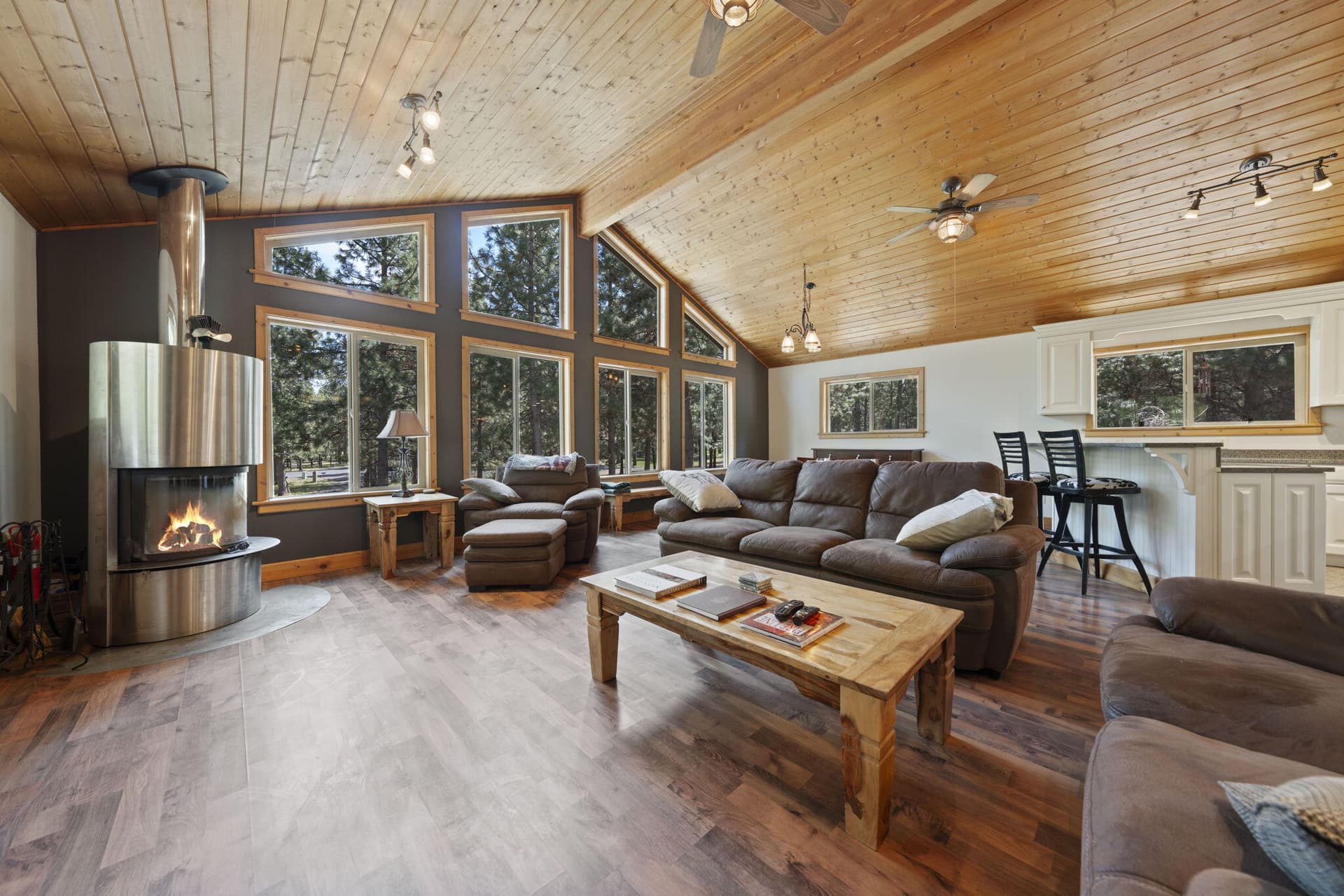 15-web-or-mls-DSC02233. Photo 3 of 57, 14590 Mountain View Loop, Sisters, OR 97759