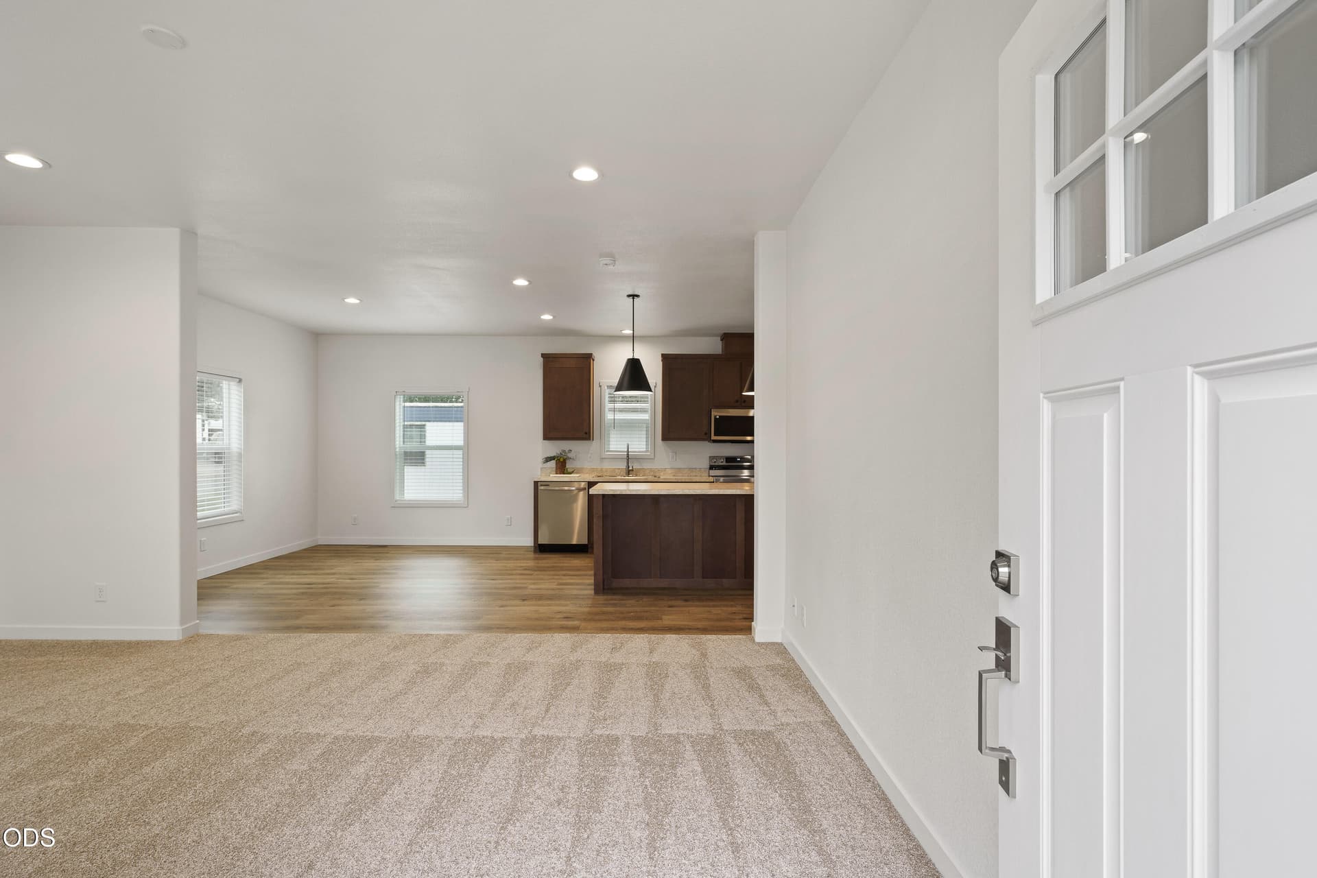 Front door main entrance. Photo 5 of 35, 5063 S Highway 97 Unit 13, Redmond, OR 97756