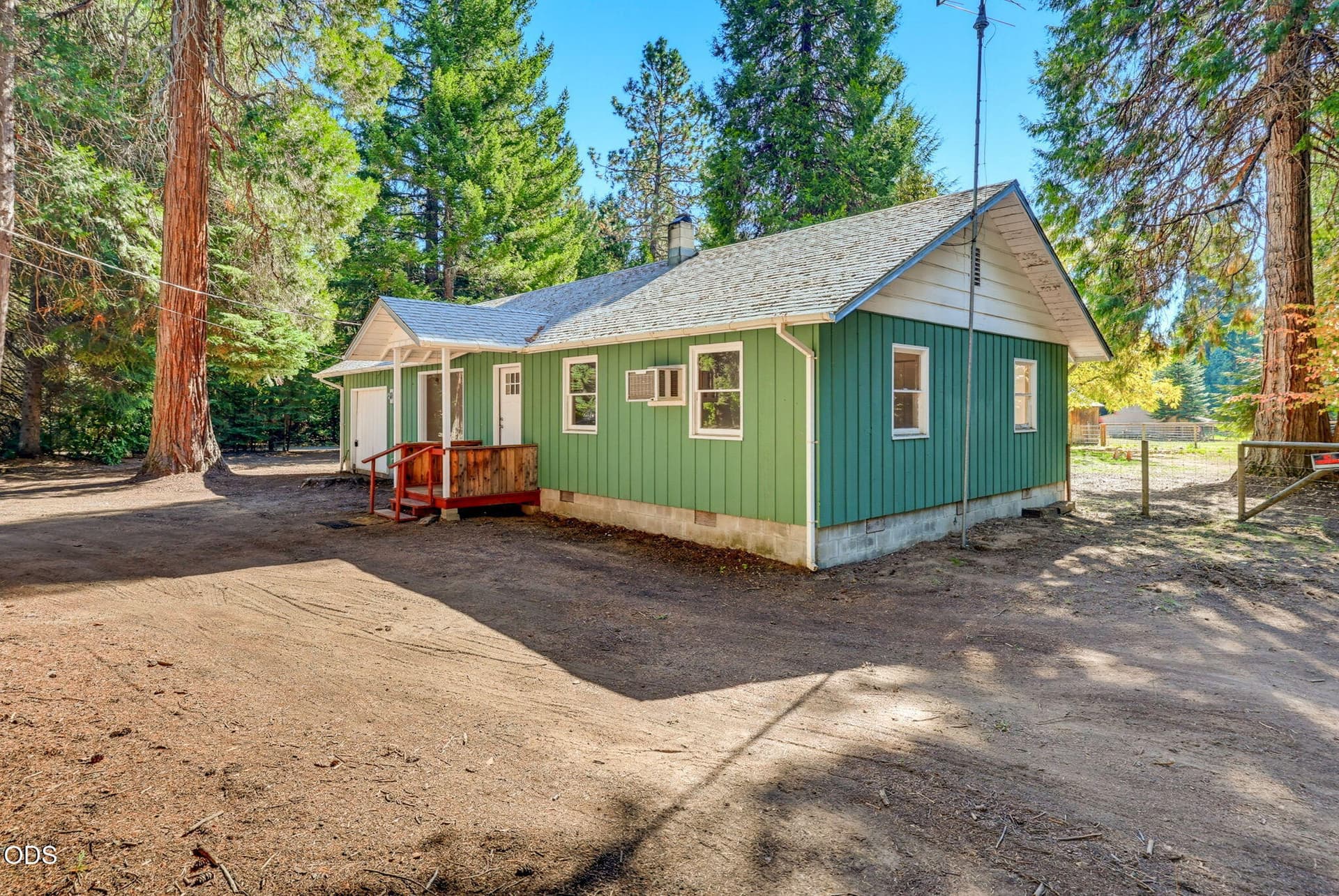 ApxRB00004. Photo 5 of 59, 354 Red Blanket Road, Prospect, OR 97536