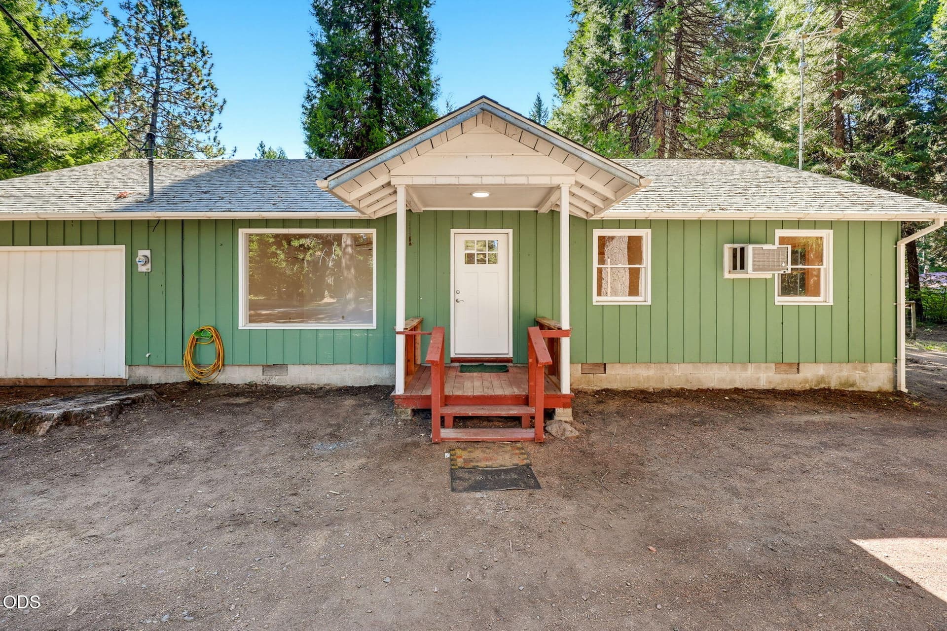 ApxRB00033. Photo 1 of 59, 354 Red Blanket Road, Prospect, OR 97536