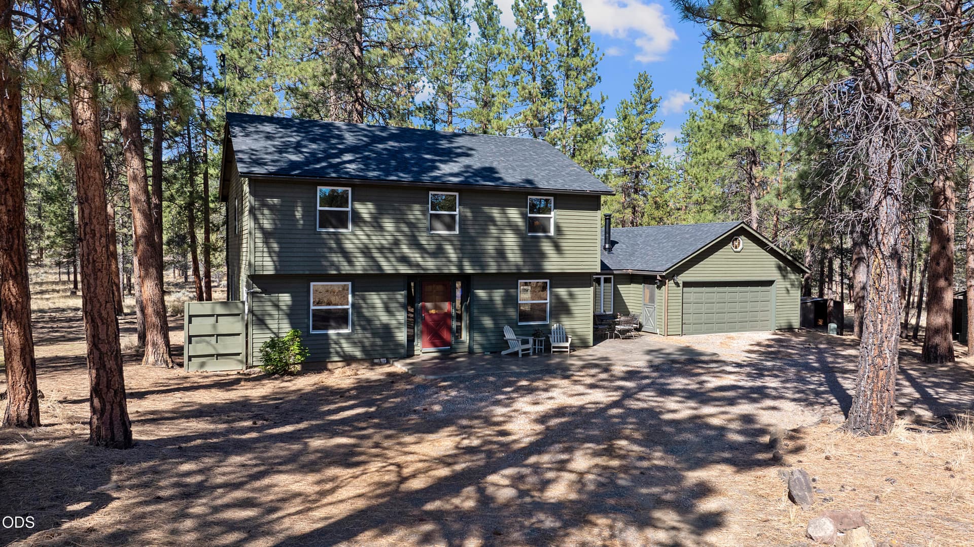 Exterior Cover Photo. Photo 1 of 37, 69173 Bay Drive, Sisters, OR 97759