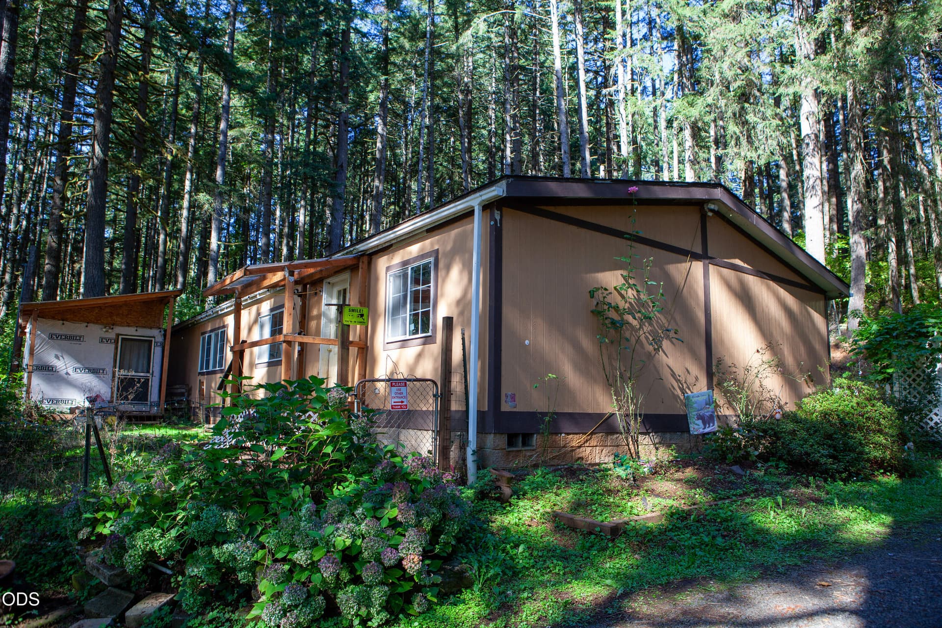 4. Photo 2 of 45, 24331 Bolton Hill Road, Veneta, OR 97487