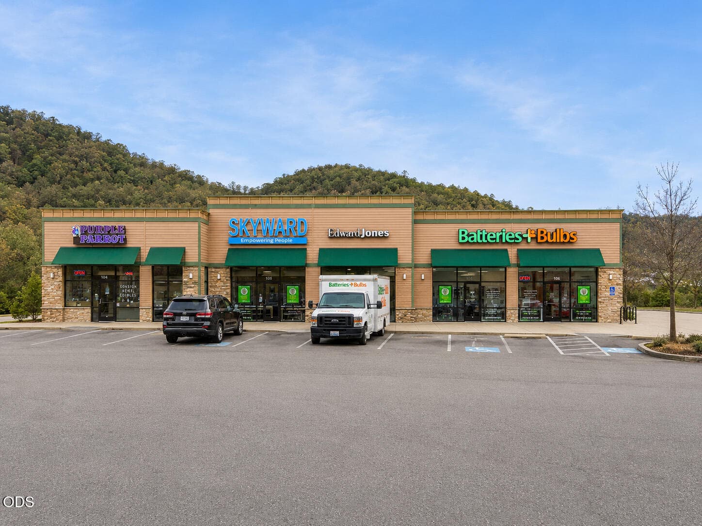 AI Image of Building 2. Photo 3 of 5, 3001 NW Stewart Parkway Unit STE 101, Roseburg, OR 97471