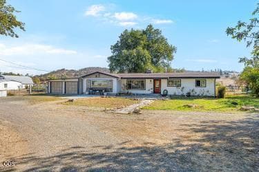 5948 front 1. Photo 1 of 26, 5948 Shady Brook Drive, Central Point, OR 97502