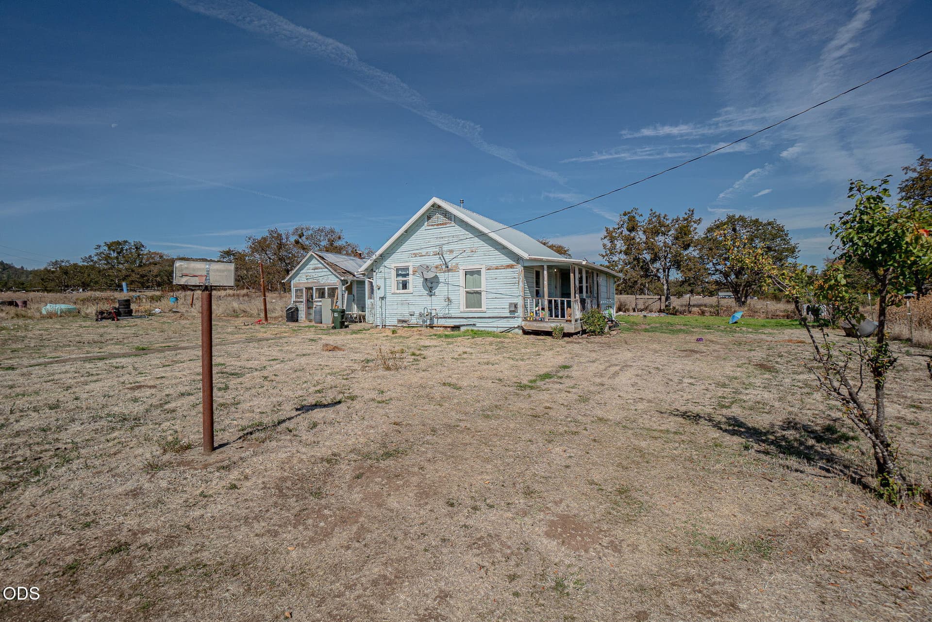 5 1920 Stick Built House. Photo 5 of 26, 12231 Highway 62, Eagle Point, OR 97524