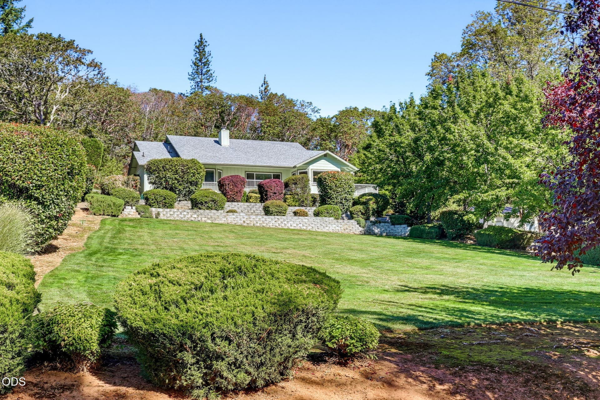 1-Frontal (2). Photo 1 of 39, 42 Tenney Drive, Rogue River, OR 97537