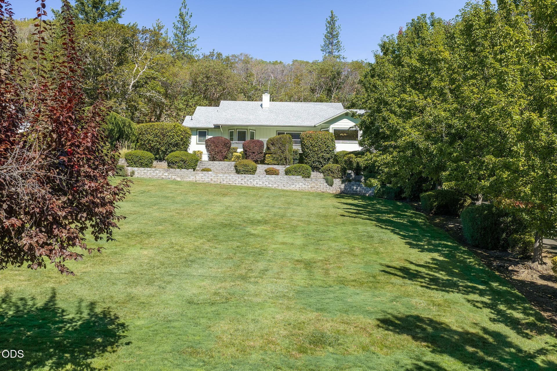 2-Frontal. Photo 2 of 39, 42 Tenney Drive, Rogue River, OR 97537