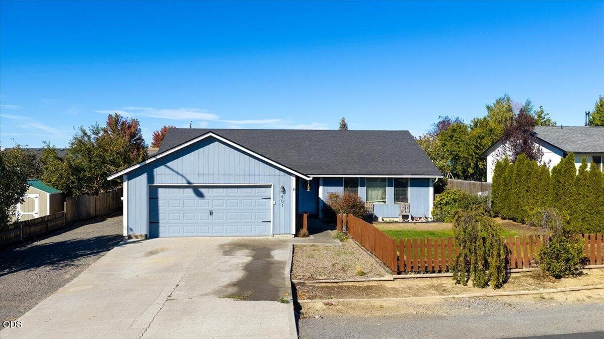 1 - 04-401 Metolius St, Culver-4. Photo 1 of 30, 401 E Metolius Street, Culver, OR 97734
