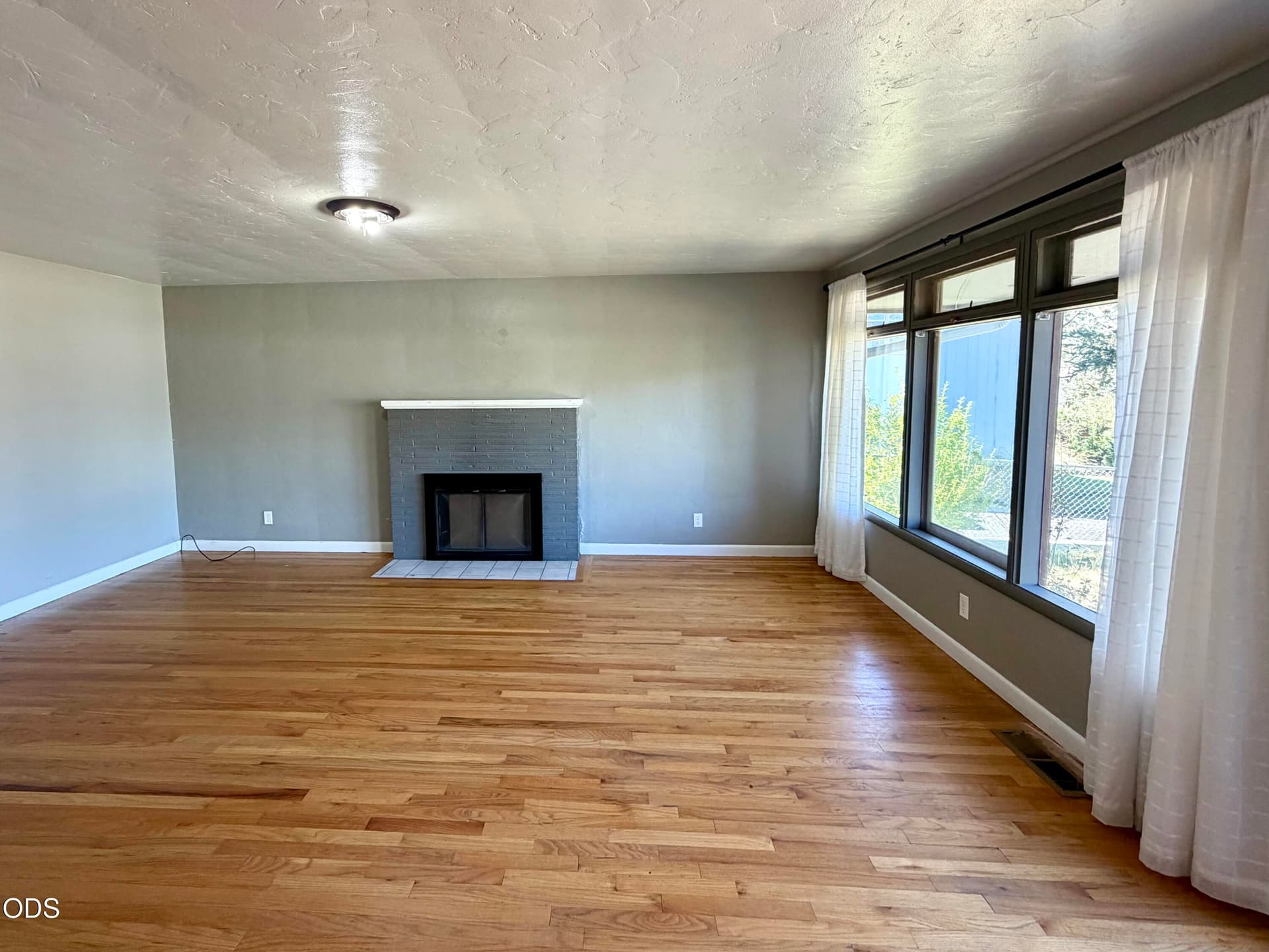 Living room. Photo 4 of 25, 330 Donald Street, Klamath Falls, OR 97601