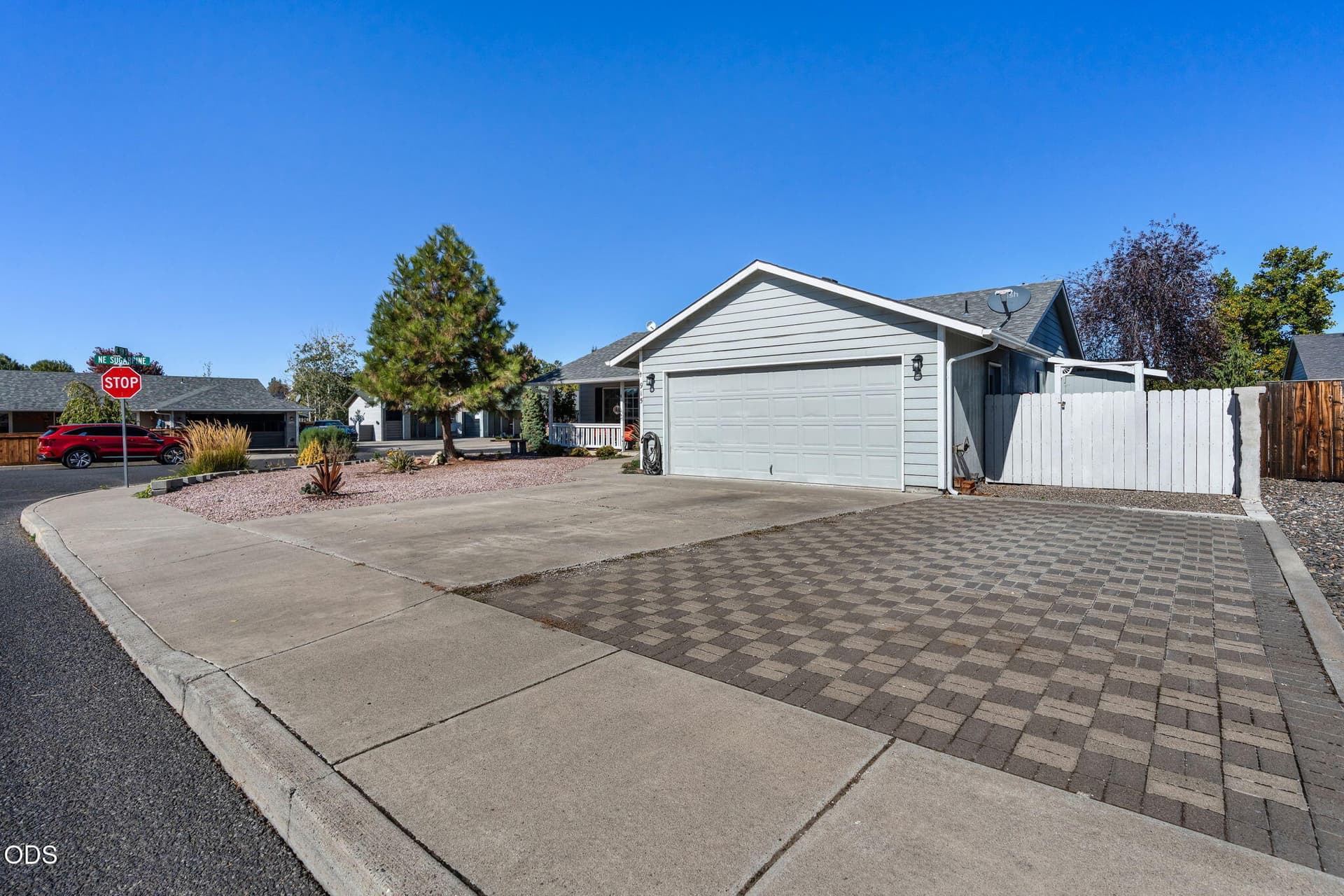 2026_10_06_915_ne_yew_st_pv-1. Photo 2 of 43, 915 NE Yew Street, Prineville, OR 97754