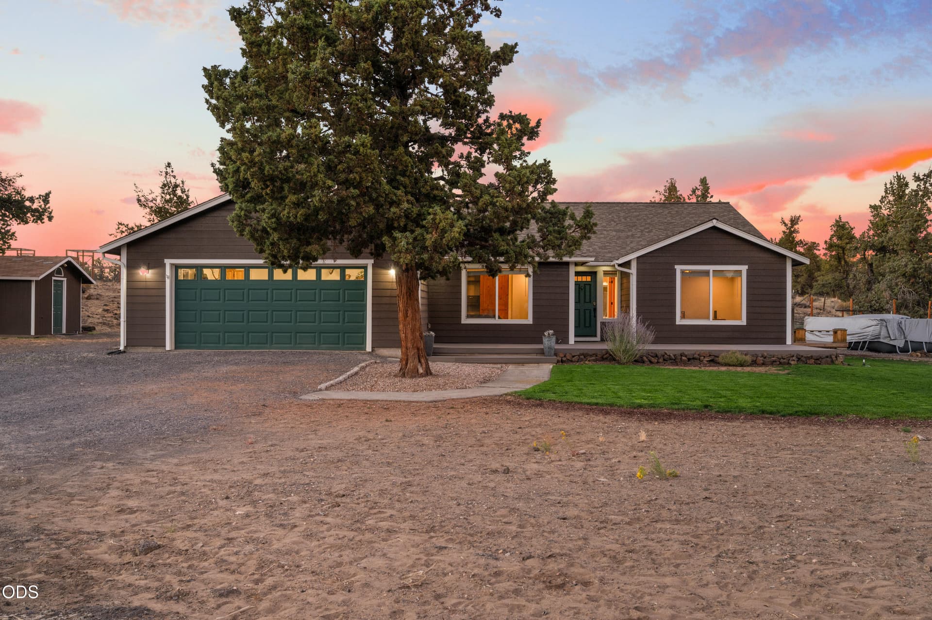 5391FrankWay-70. Photo 1 of 77, 5391 NW Frank Way, Redmond, OR 97756