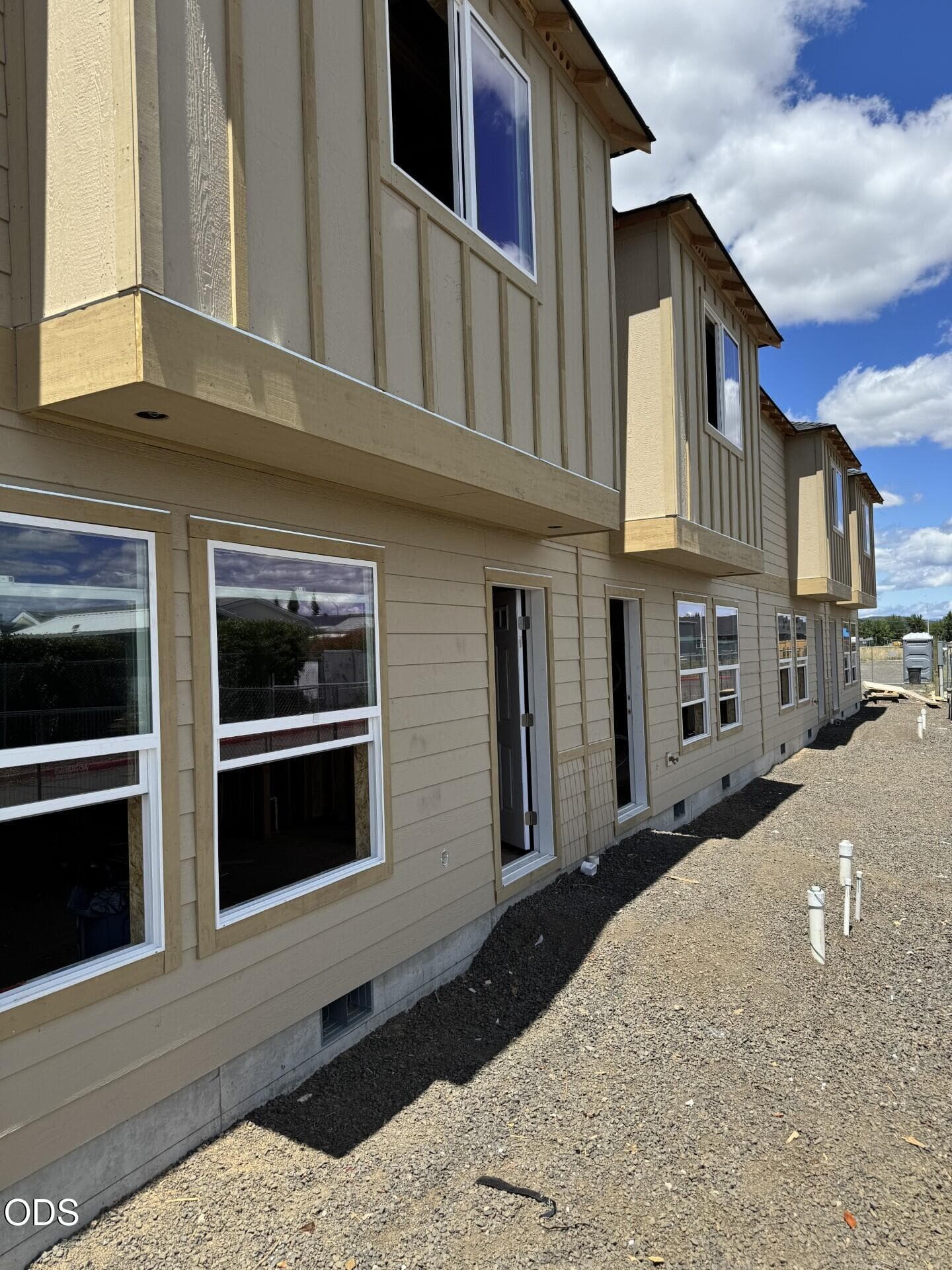 1. Photo 1 of 1, 7883 Houston Loop, White City, OR 97503