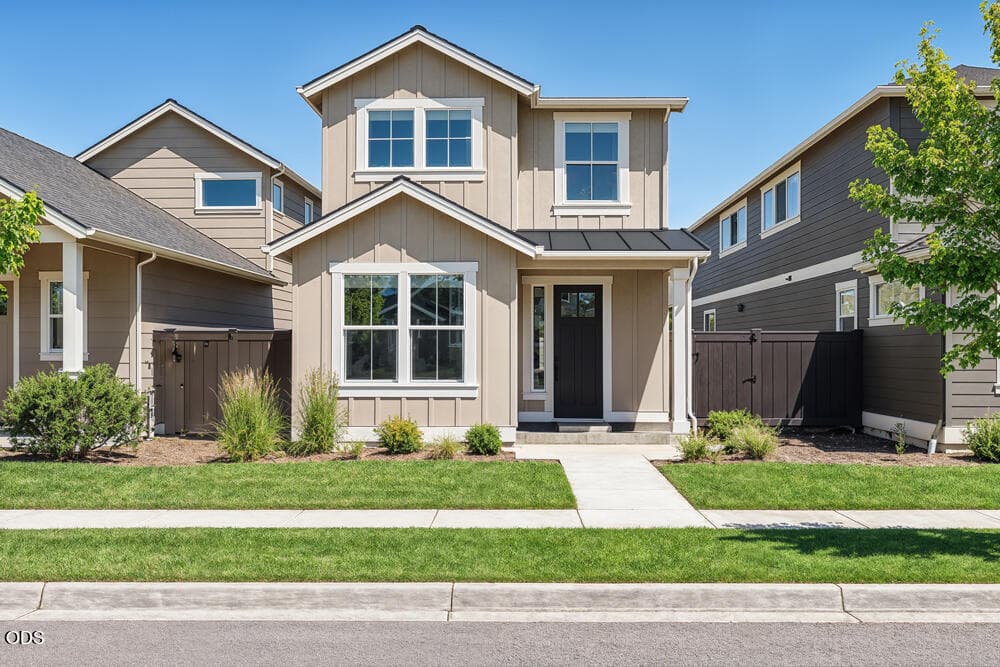 Paisley v2 F2 3x2 web. Photo 1 of 13, 20901 SE Denver Drive, Bend, OR 97702