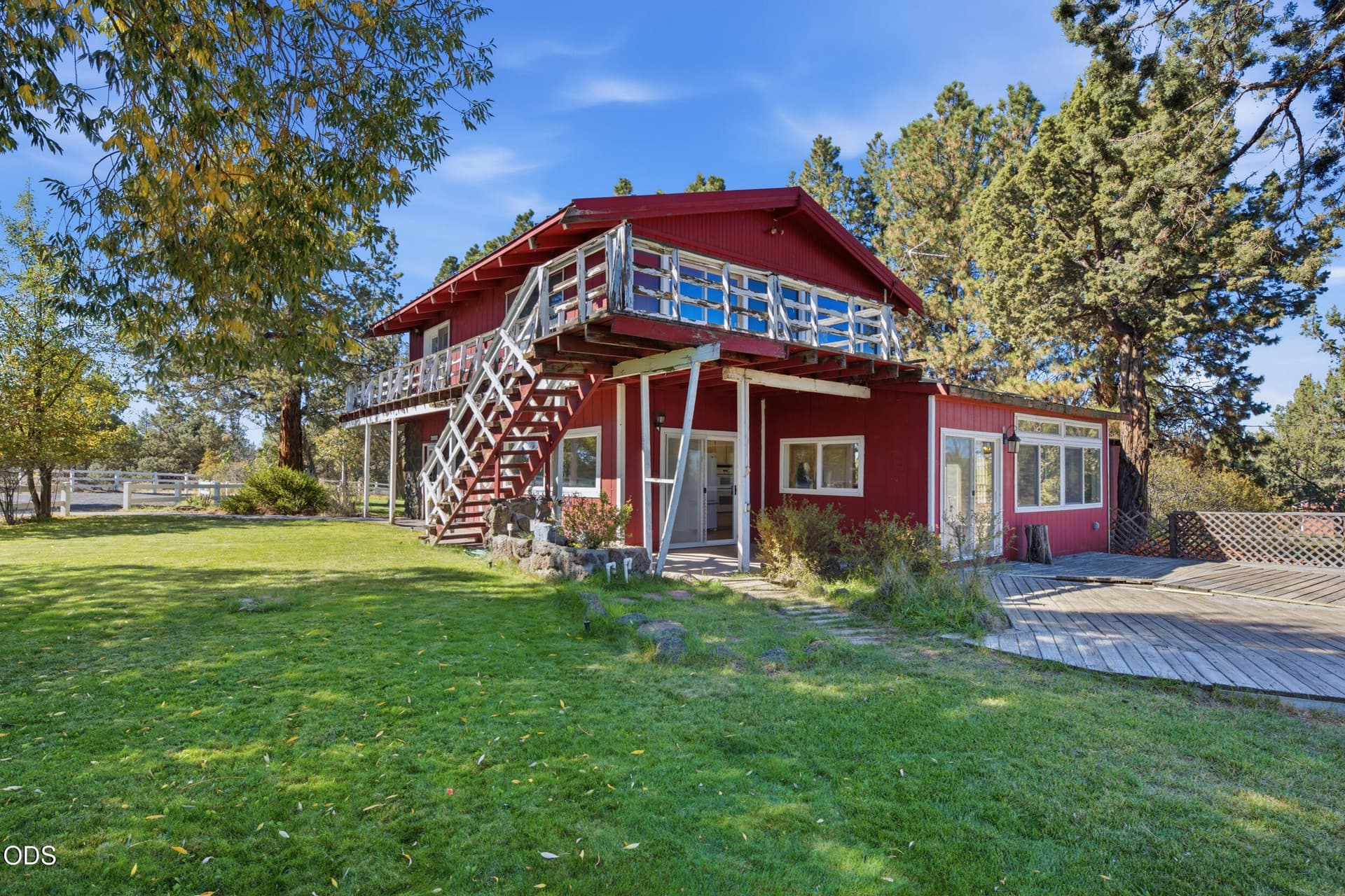 2_62710 dixon lp (4 of 61). Photo 4 of 44, 62710 Dixon Loop, Bend, OR 97701