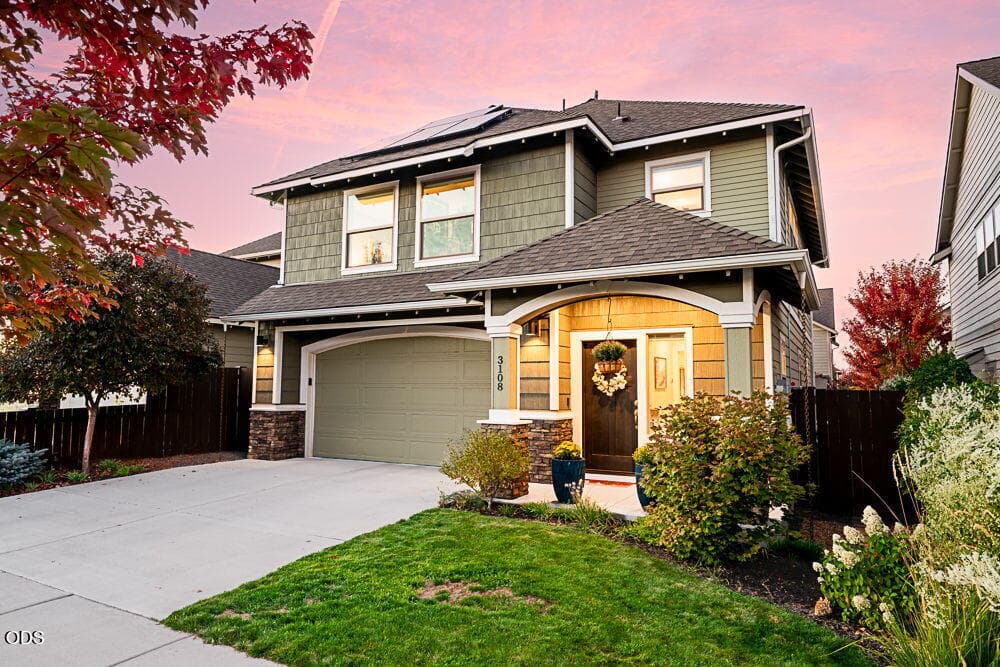 3-web-or-mls-10-6-26 3108 NE Marea Dr Be. Photo 2 of 48, 3108 NE Marea Drive, Bend, OR 97701
